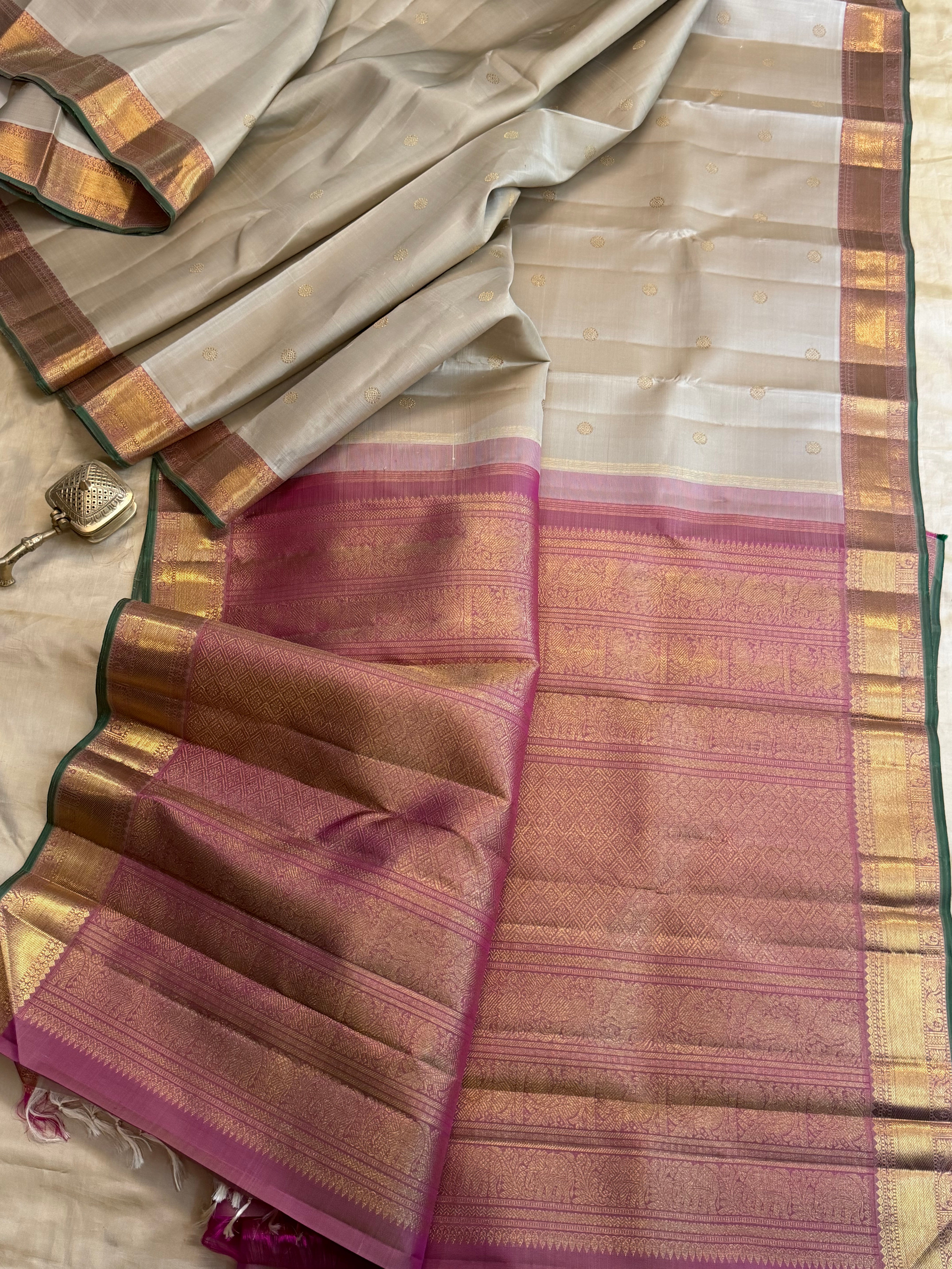 Moha : beige pink pure Zari Kanjipuram silk
