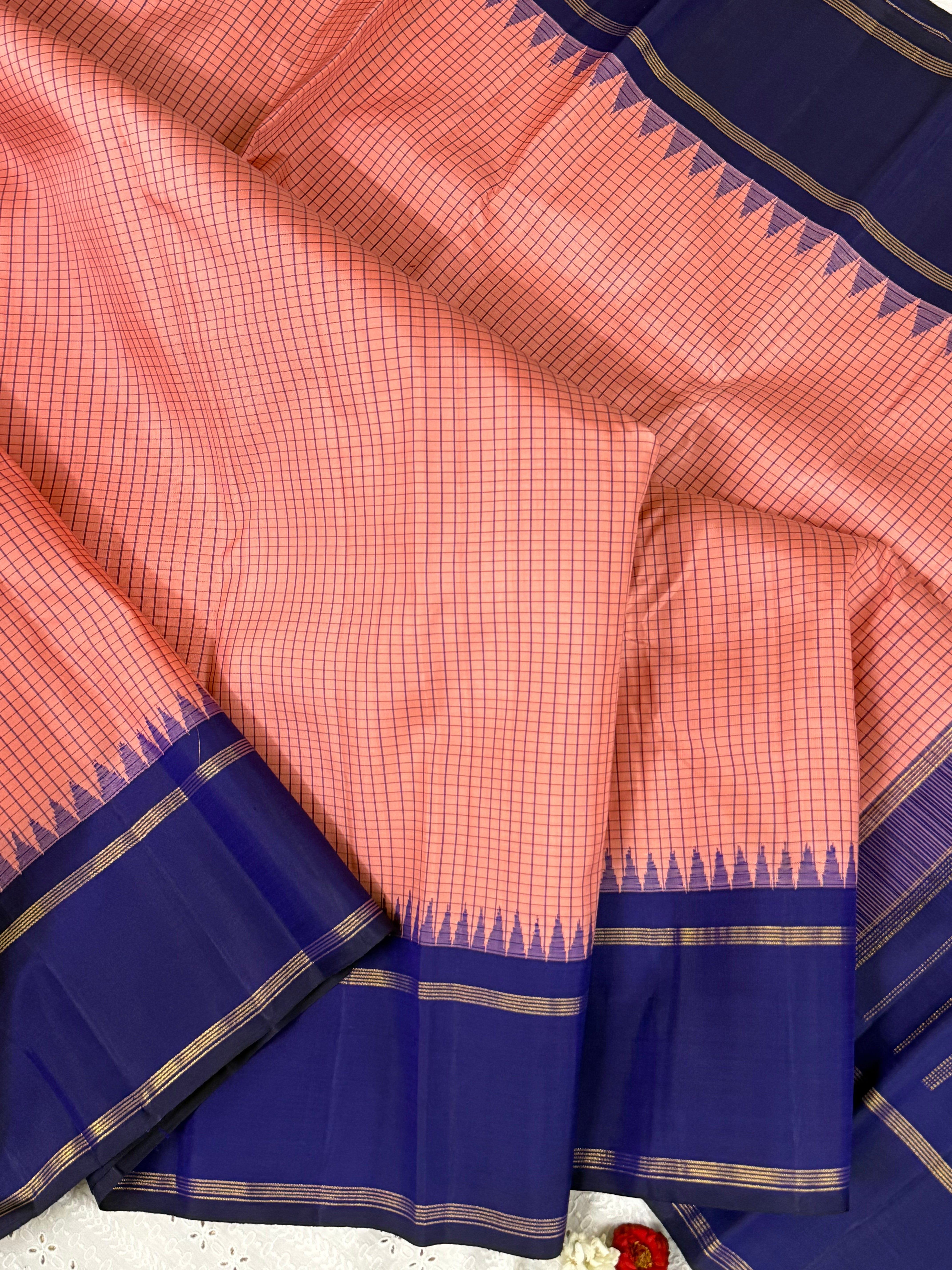 Peack kattam and blue korvai / Arani silk