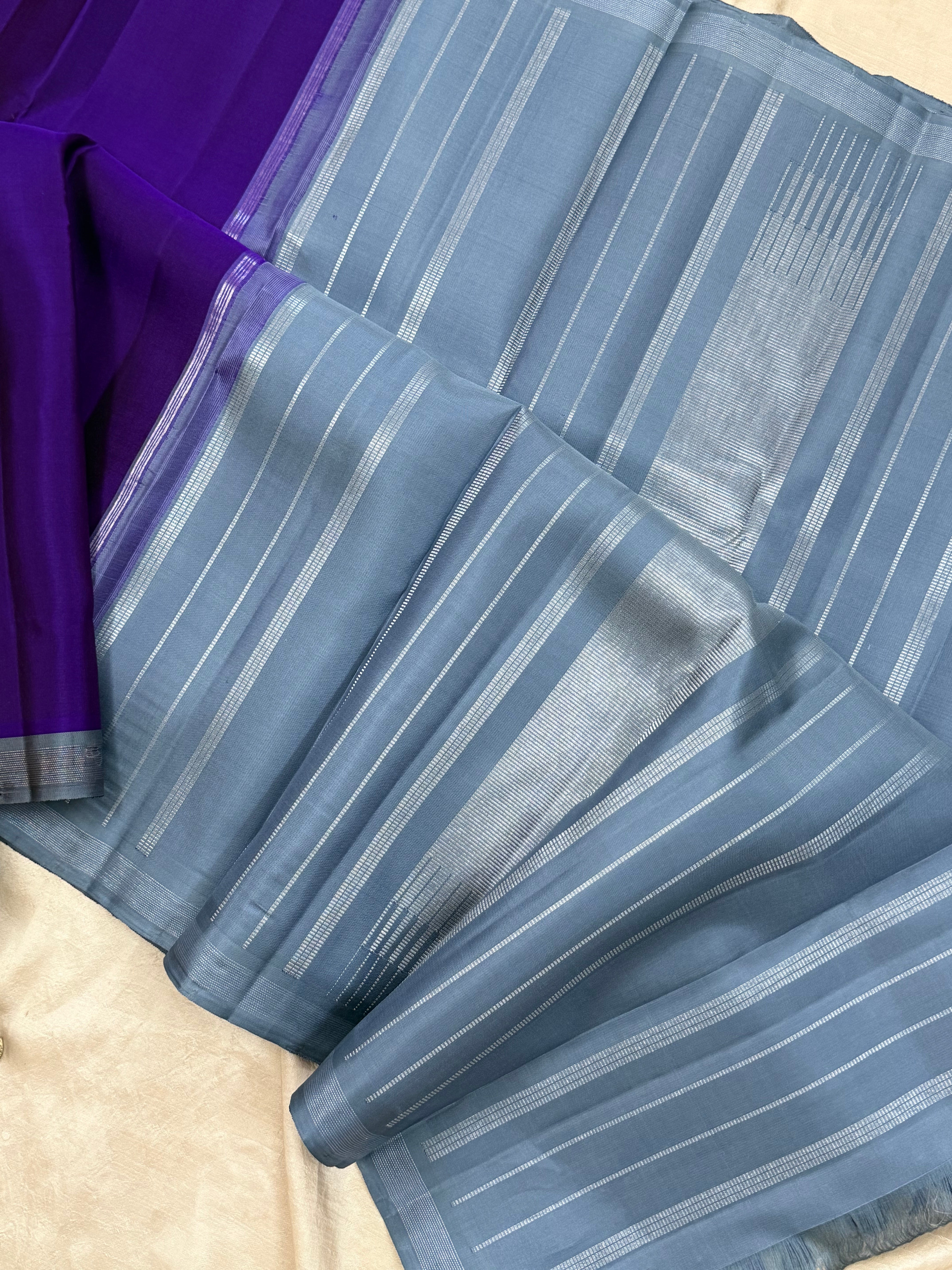 Deep purple borderless/ Kanjipuram silk