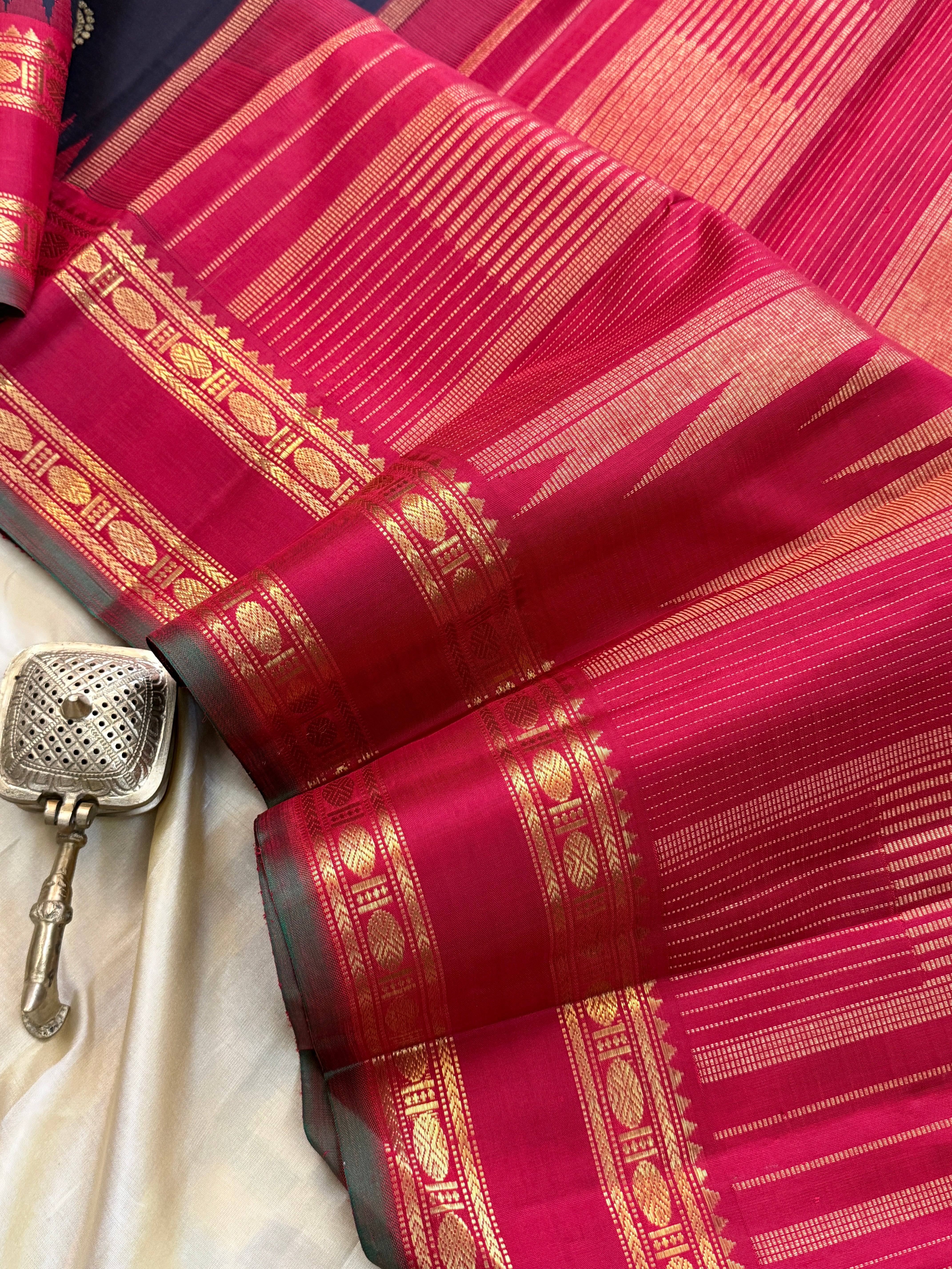 Kanchana black Rettapet Korvai /kanjipuram silk sarees clsa 11577