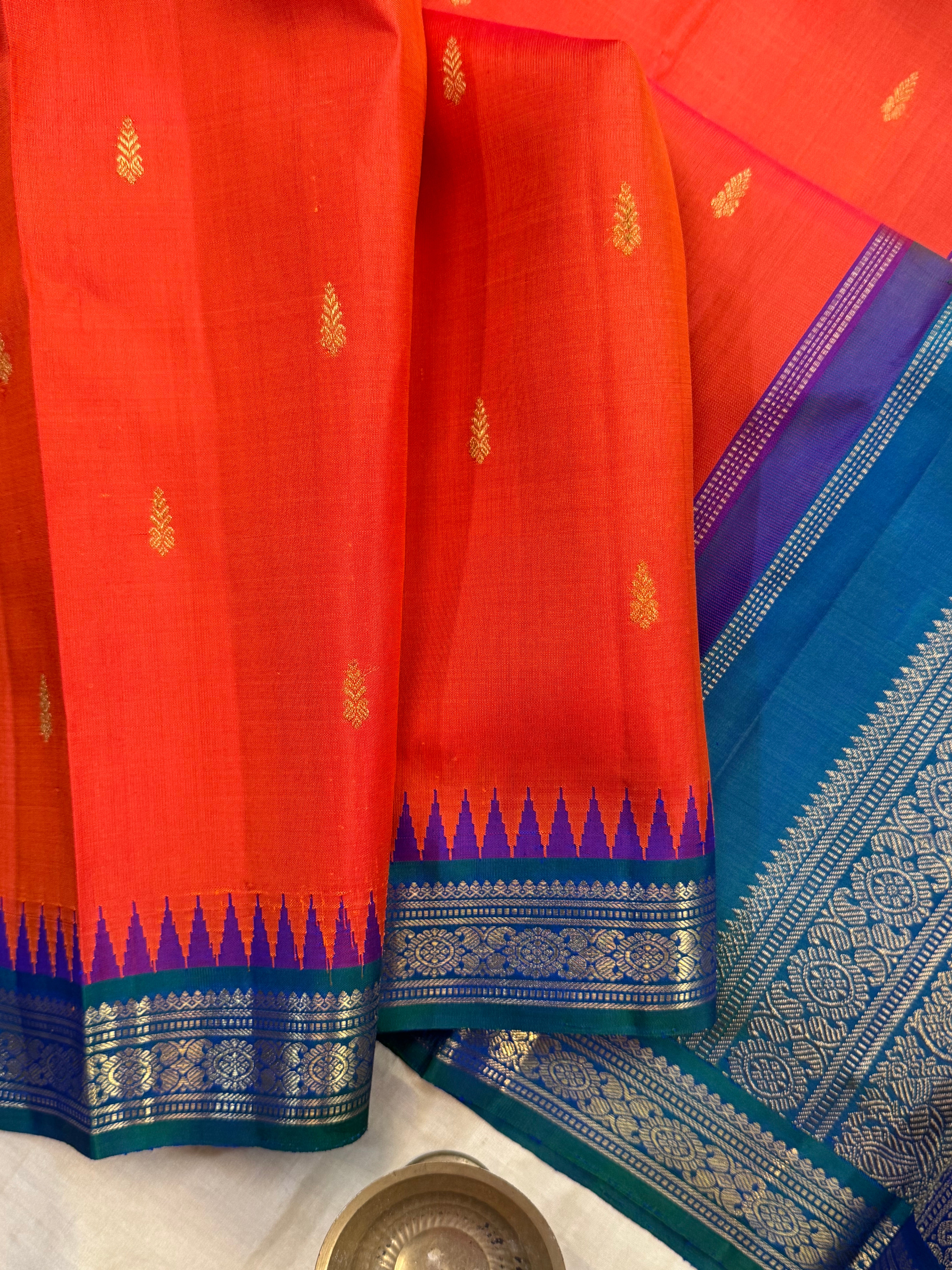Rust orange Korvai / Kanjipuram silk