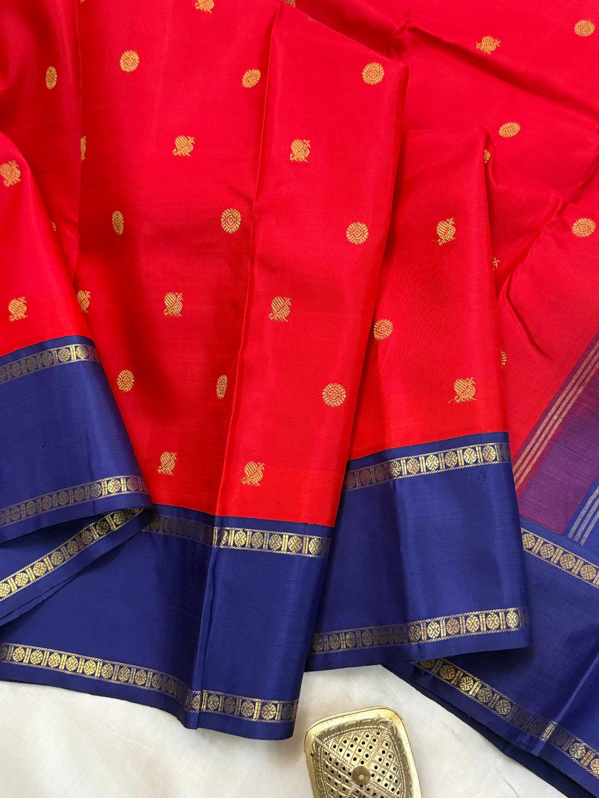 Navarathri - Day 4 Red Colour pure Zari Rettapet butta Korvai /Kanjipuram silk sree Clsa 6682