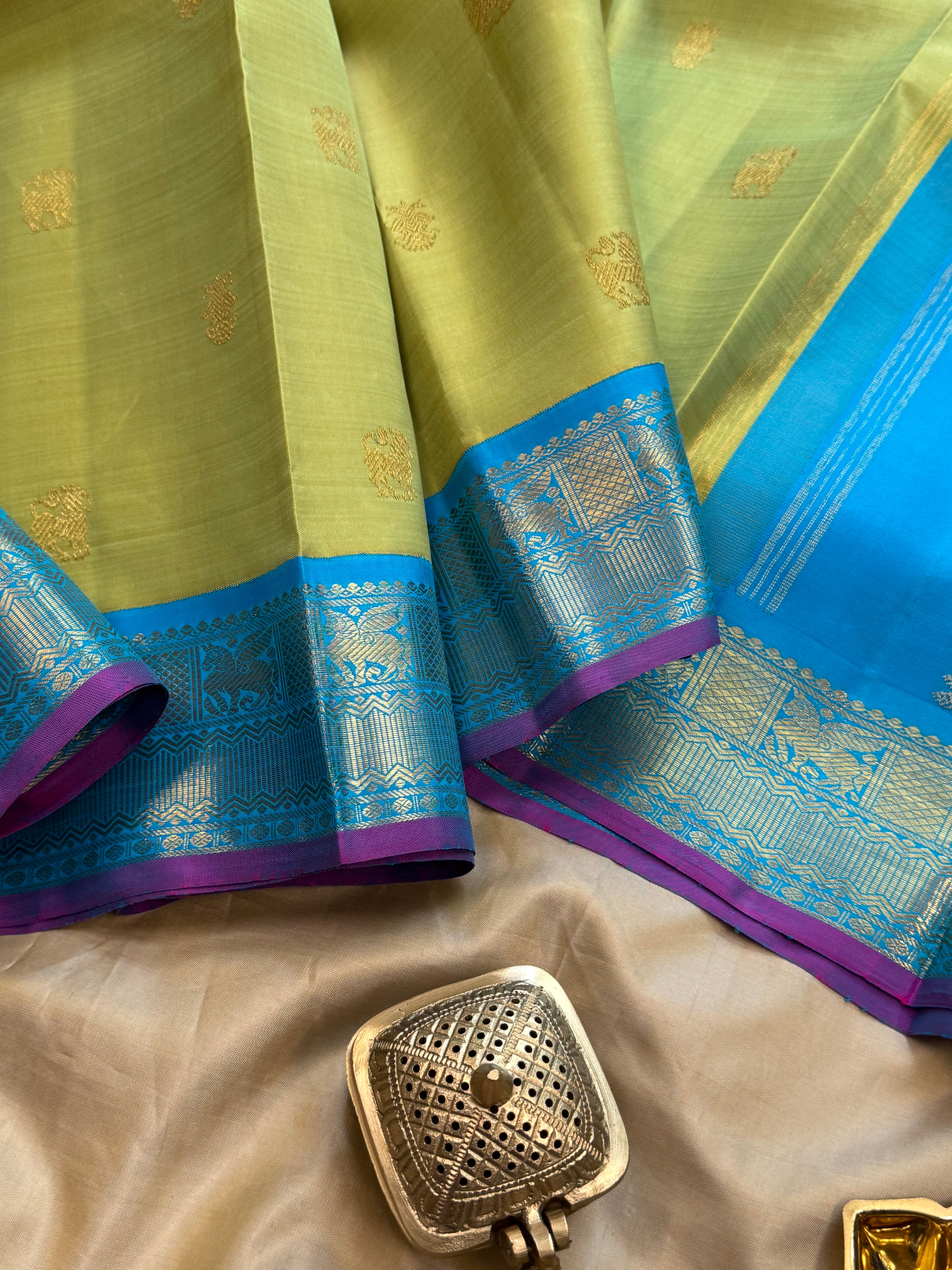 Sampangi Green korvai : kanjipuram silk