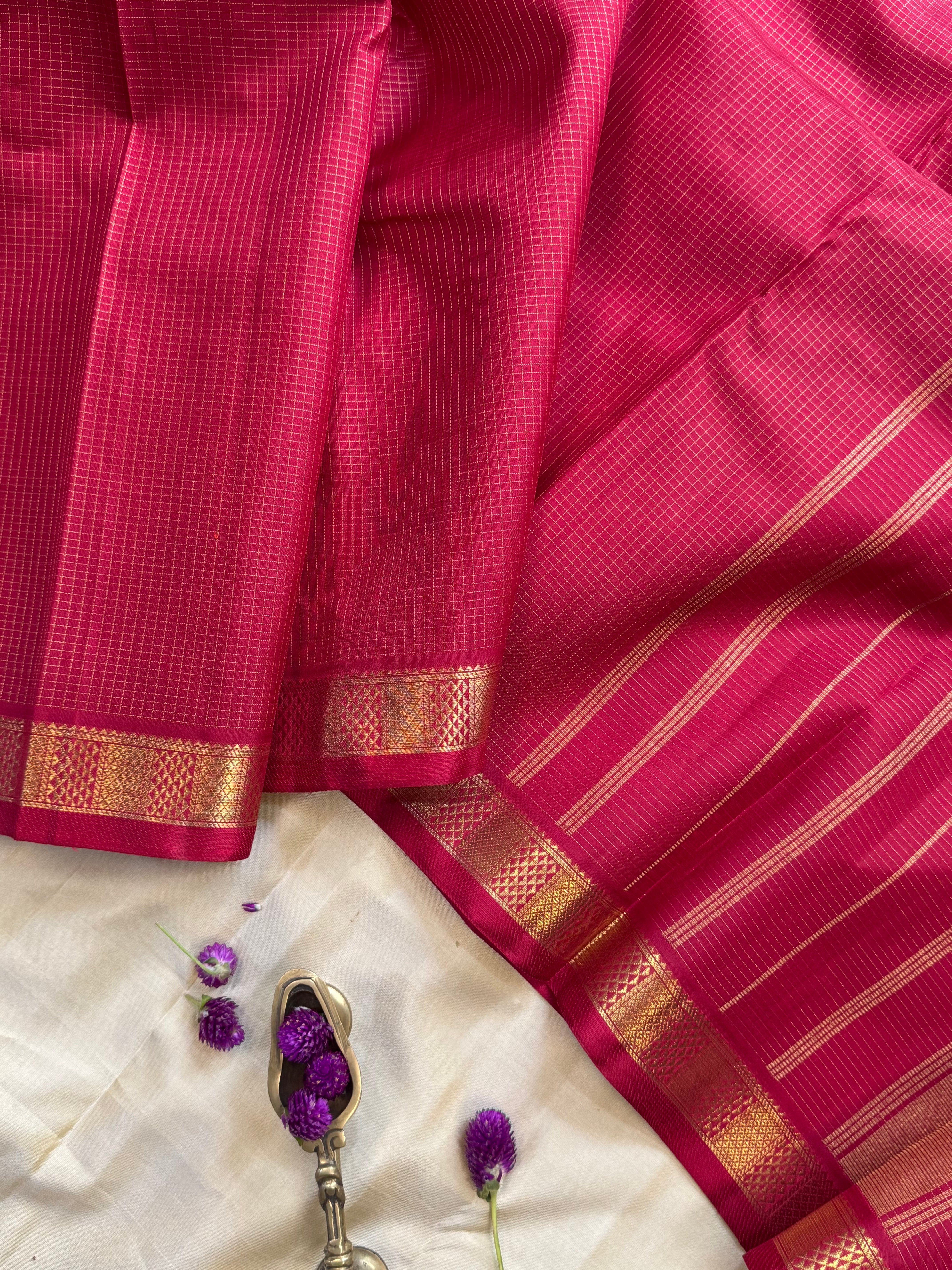 Red Zari kattam/ kanjipuram silk saree