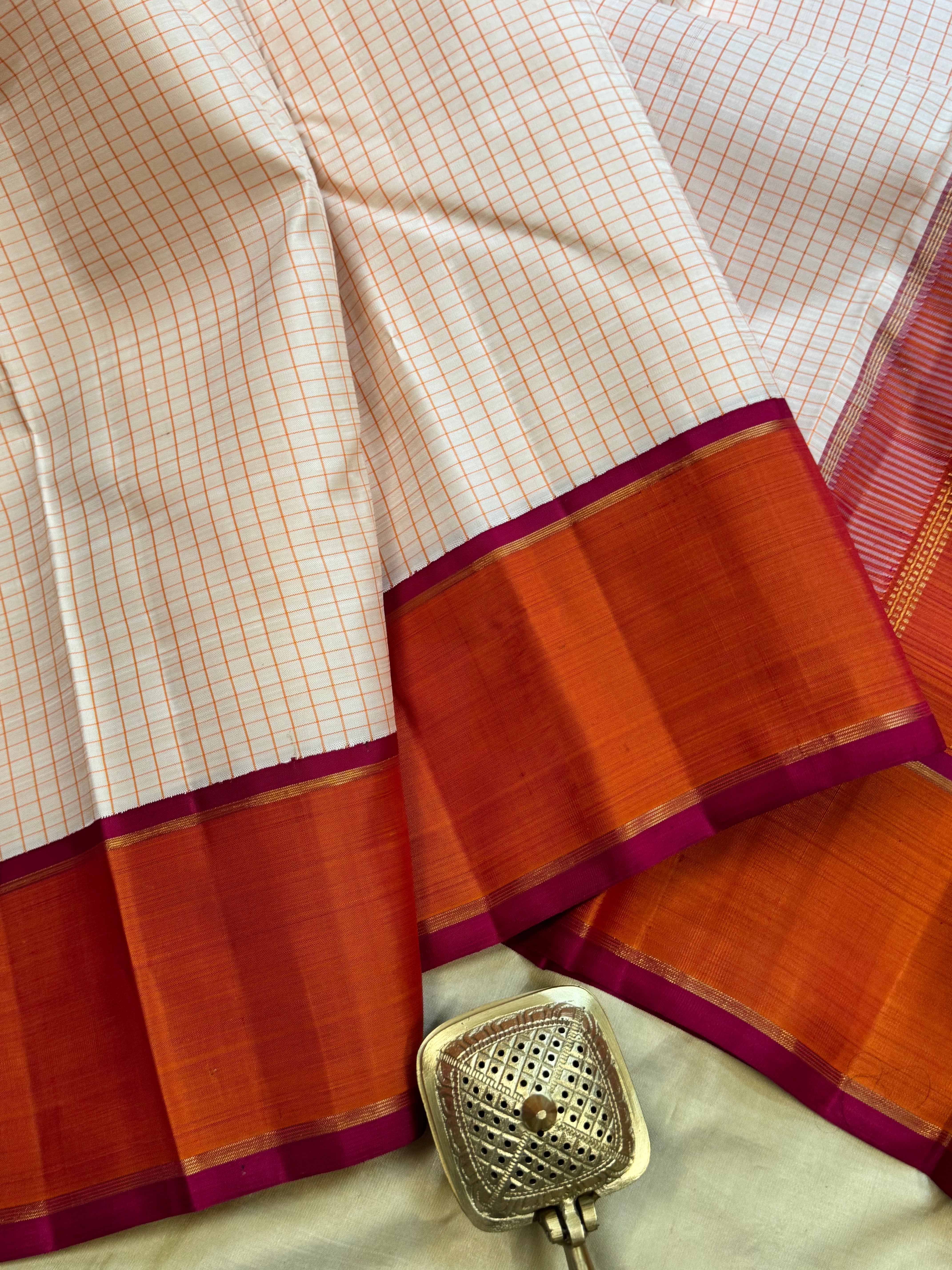 Cream kattam korvai / kanjipuram silk