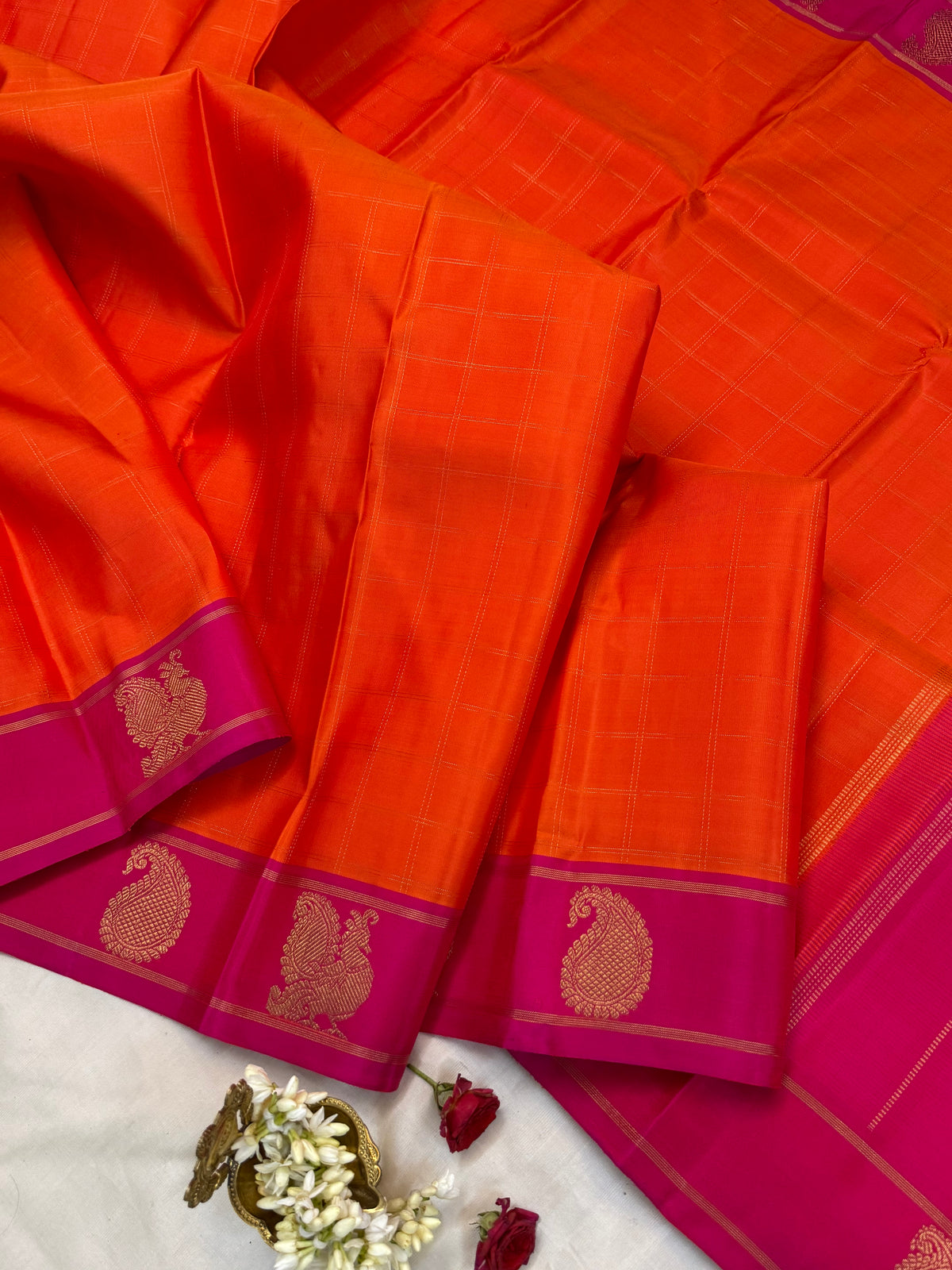 Orange with pink body Oociii Zari kattam and border butta/knjipuram silk saree 12838