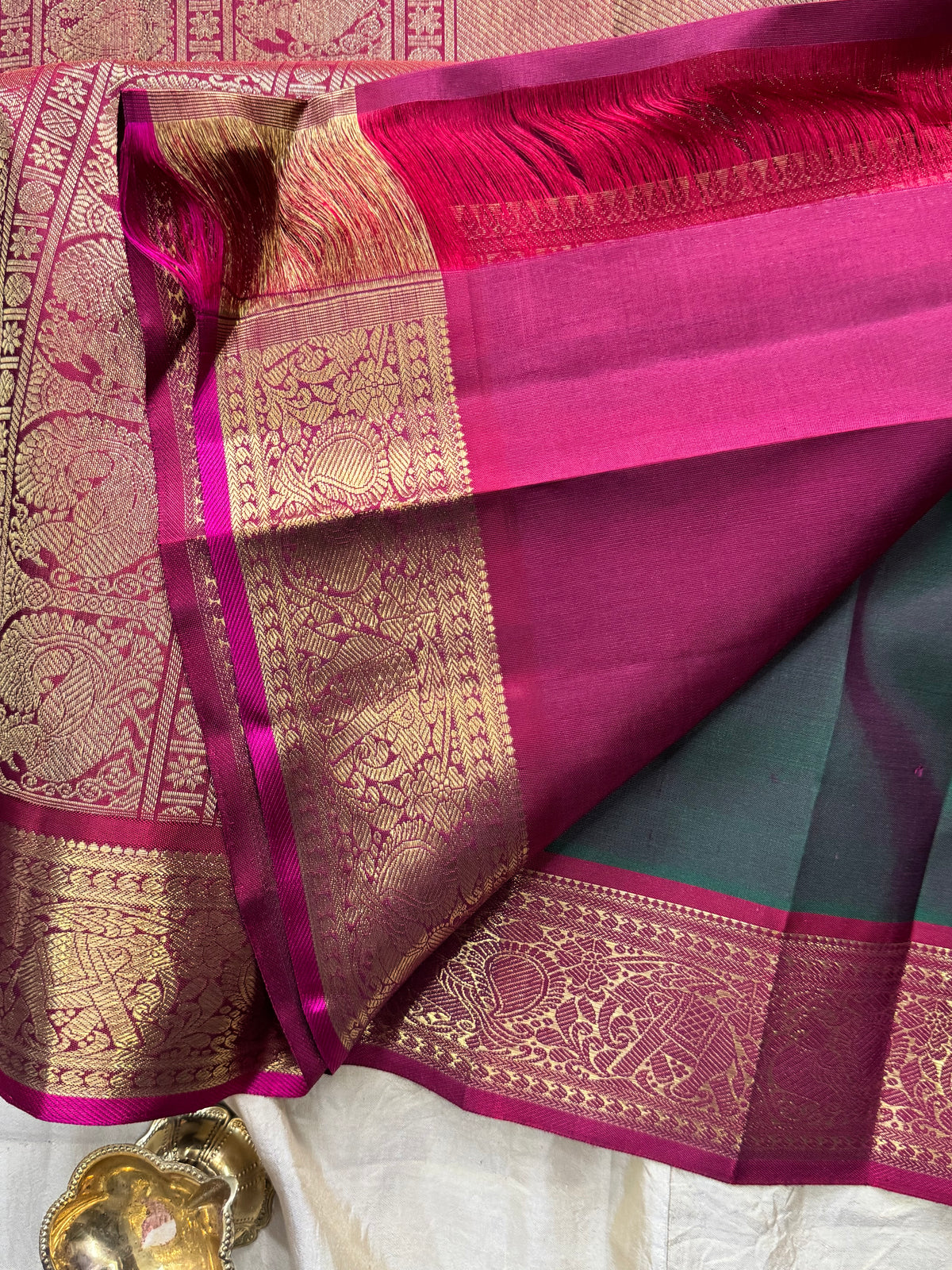 Manthulir body with maroon border pure zari kanjipuram silk saree clsa 11762