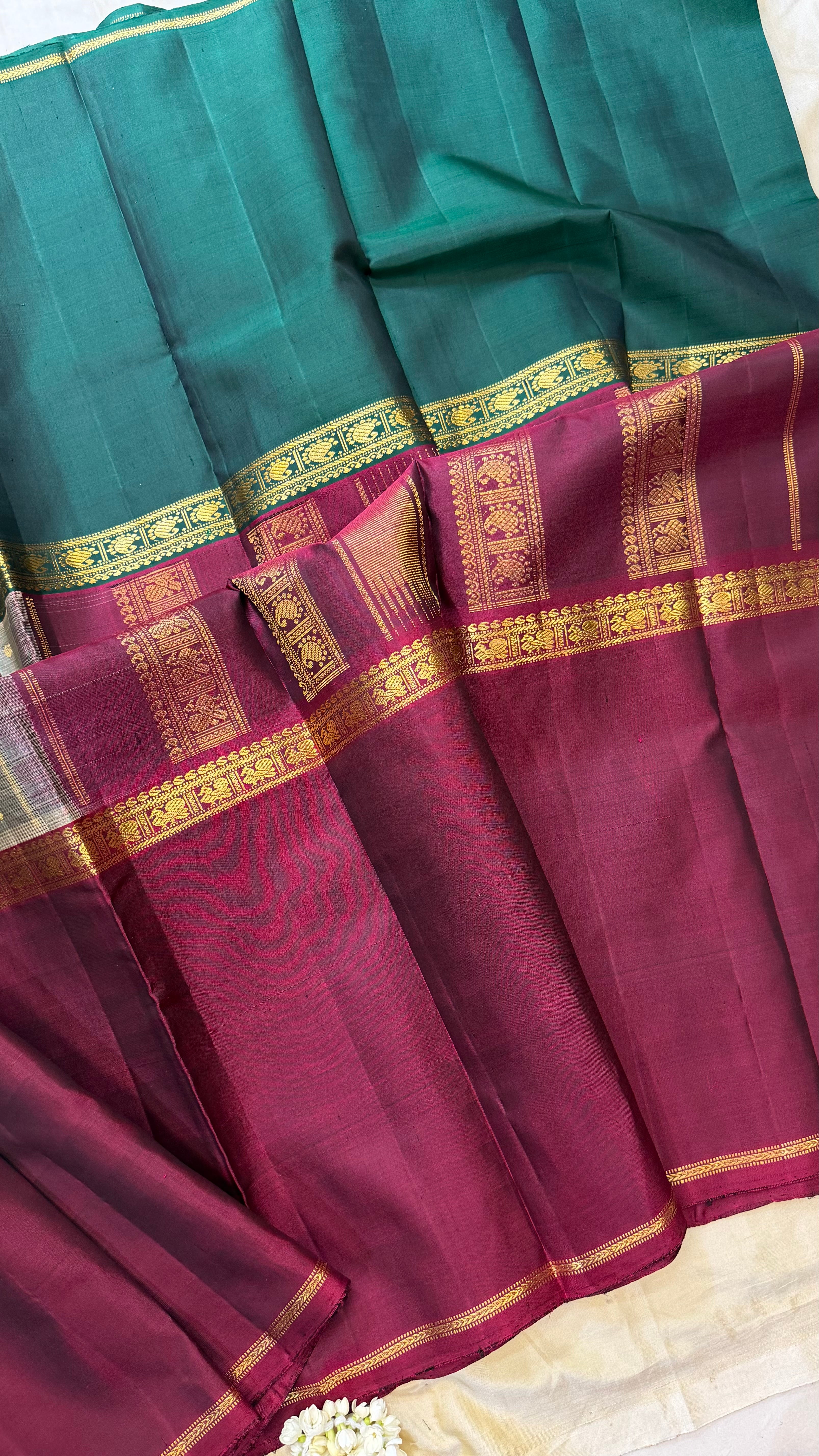 Grey mubbagam ganga jamuna border/ Arani silk