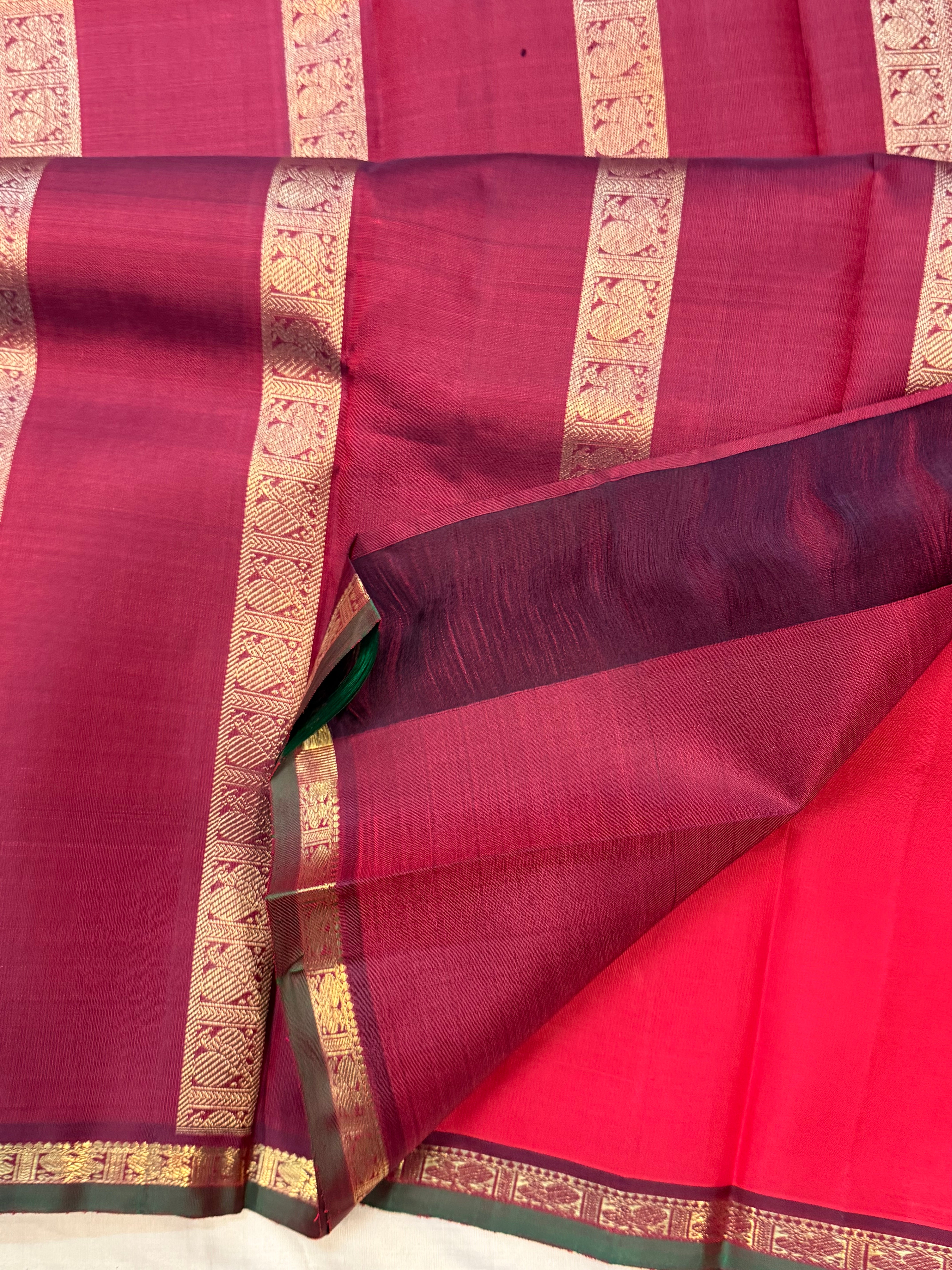 Permam : chilli red small border . / Kanjipuram silk CL0696