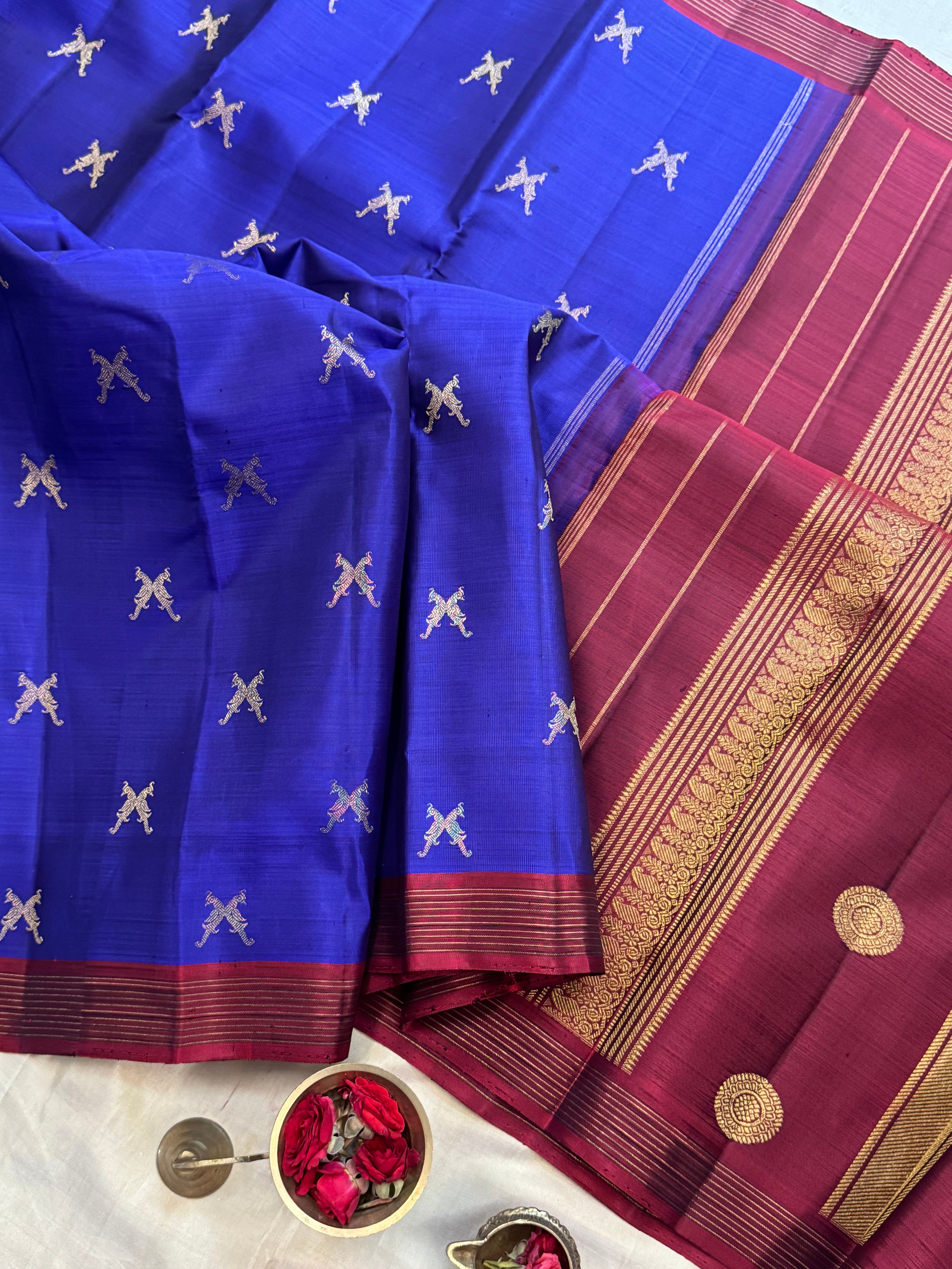 Purplish blue jodi kili body butta / Kanjipuram silk