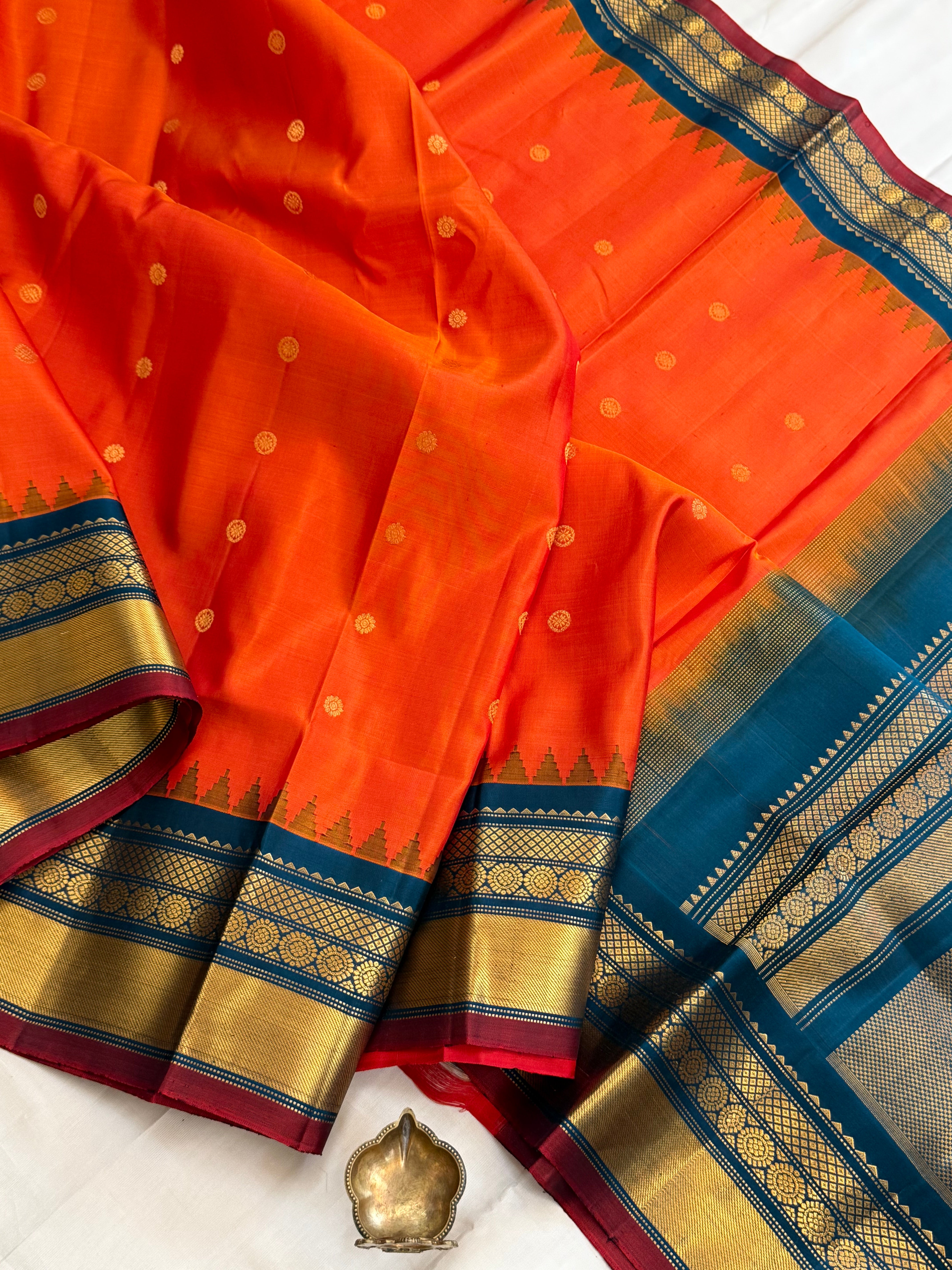Orange body chakram Butta teal blue border/ Gadwal silk CLSA11304