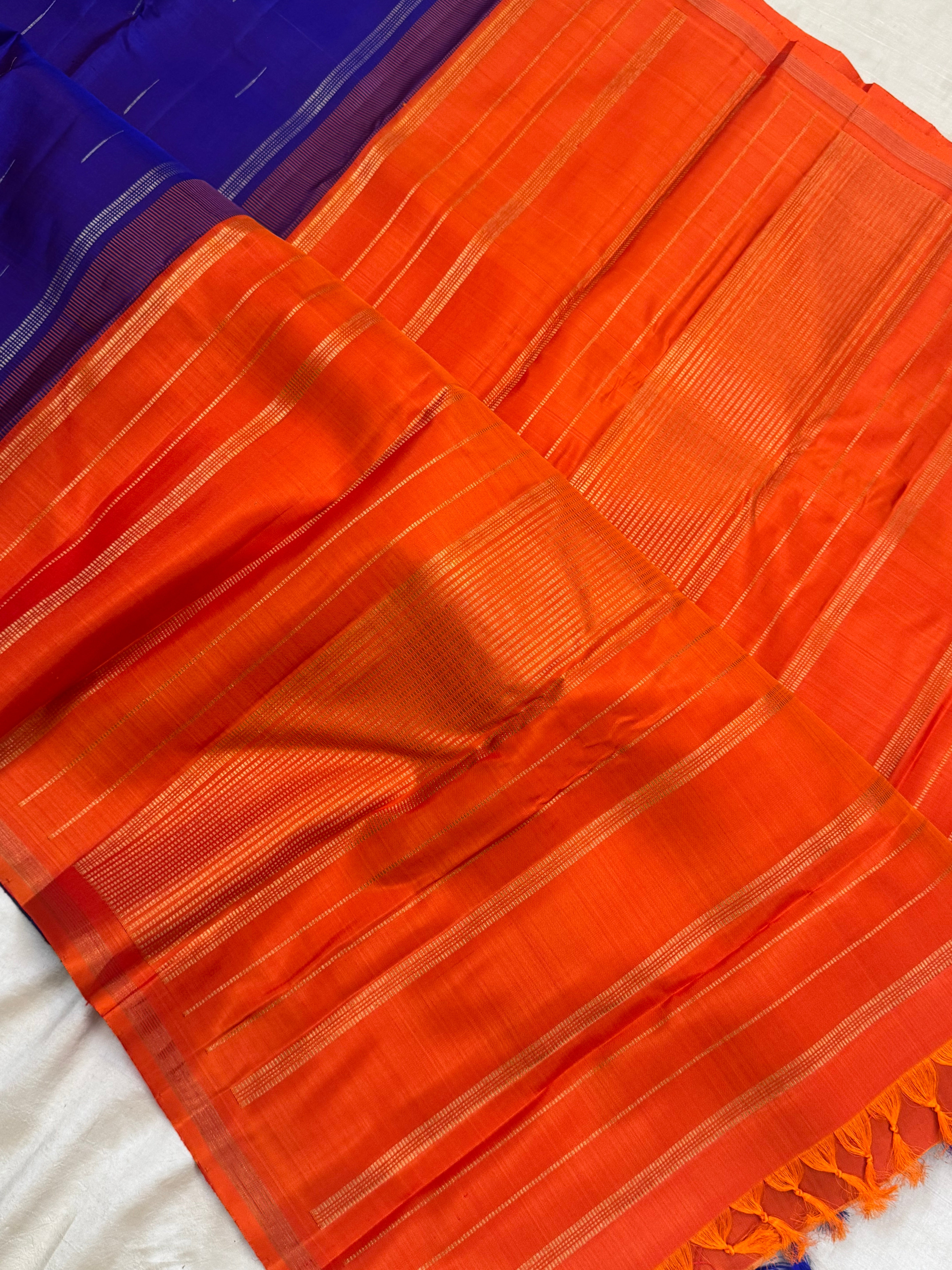 Malli moggu dual tone blue / Kanjipuram silk
