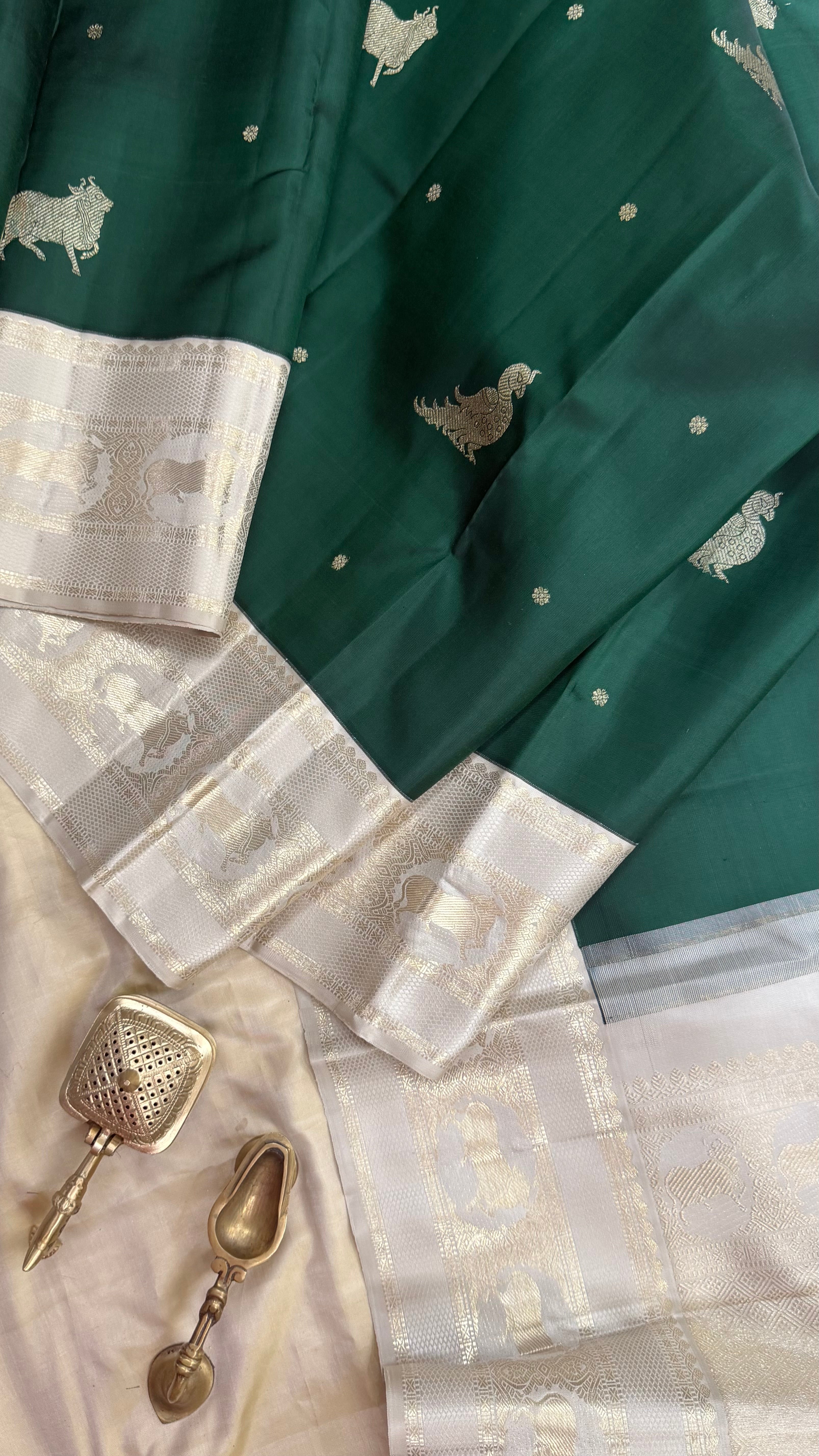 Amoha green Korvai Kanjipuram silk 9089CL