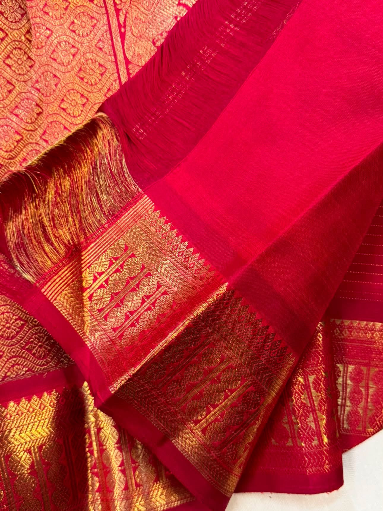 Arakku pure Zari Kattam / kanjipuram silk saree CLSA 4775
