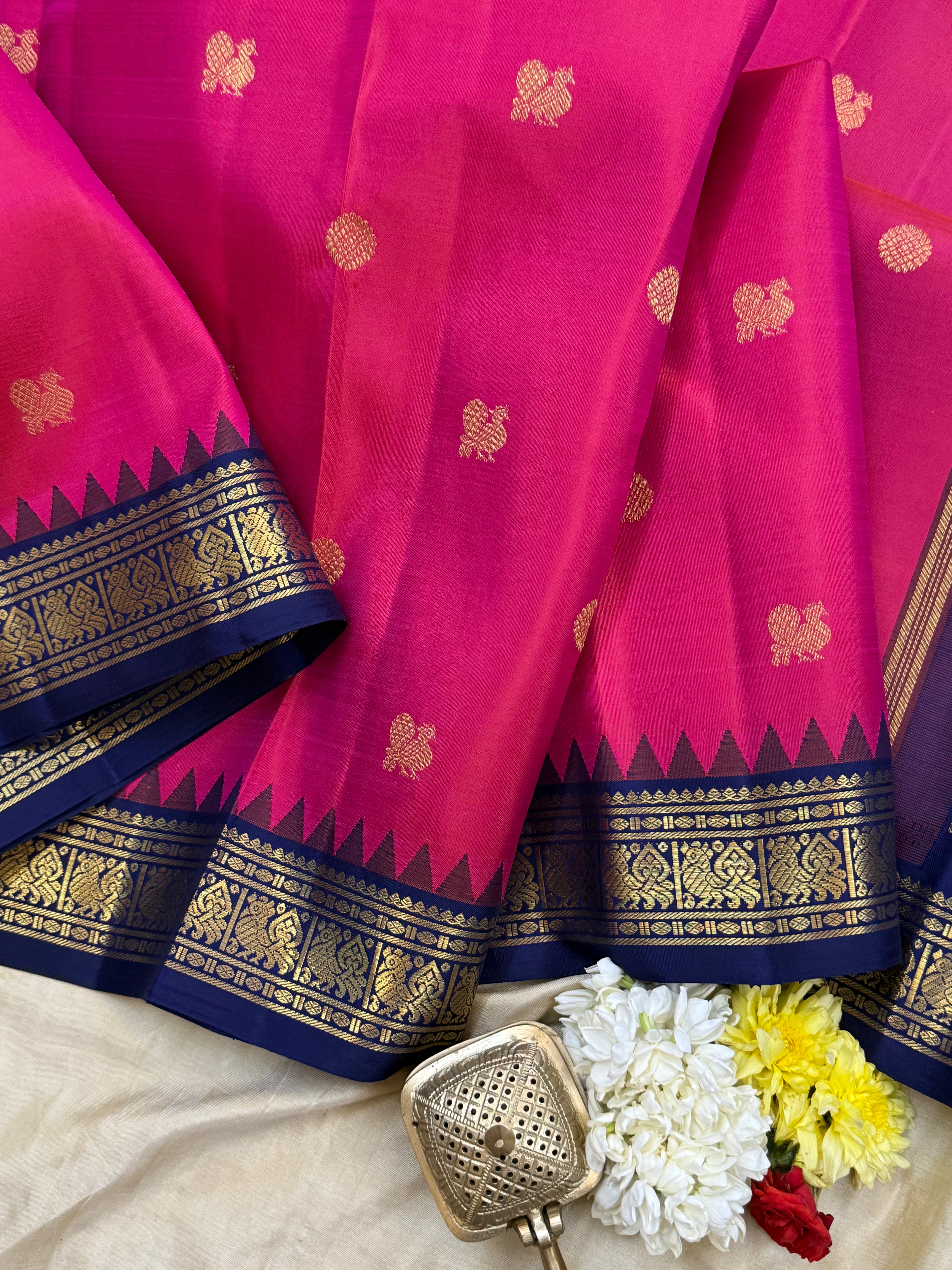 PINK WITH NAVY BLUE SMALL TEMPLE KORVAI/ KANJIPURAM SILK CLSA 10375