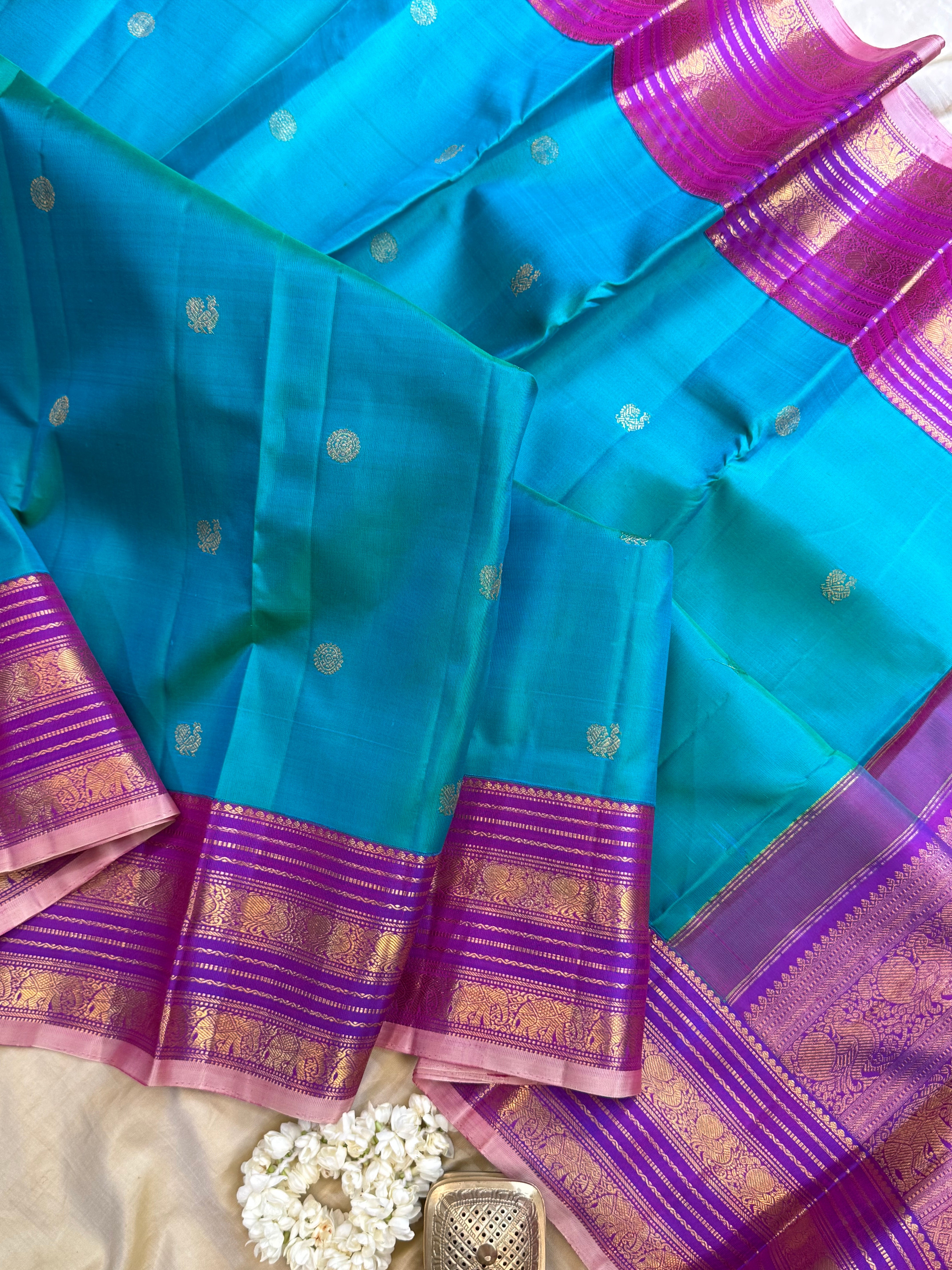 Blue shot green and purple varisapet border/ Arani silk CL10111