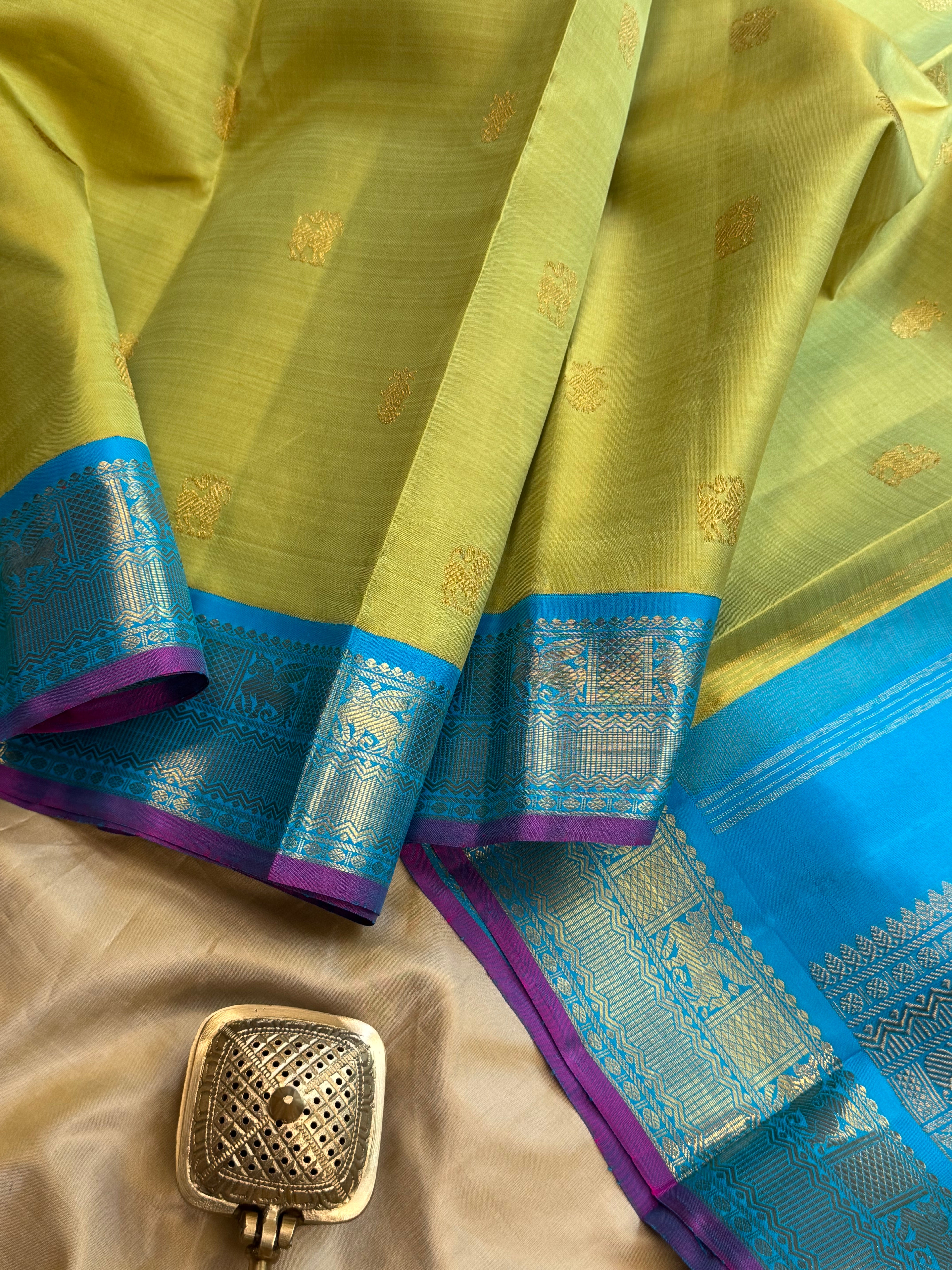 Sampangi Green korvai : kanjipuram silk