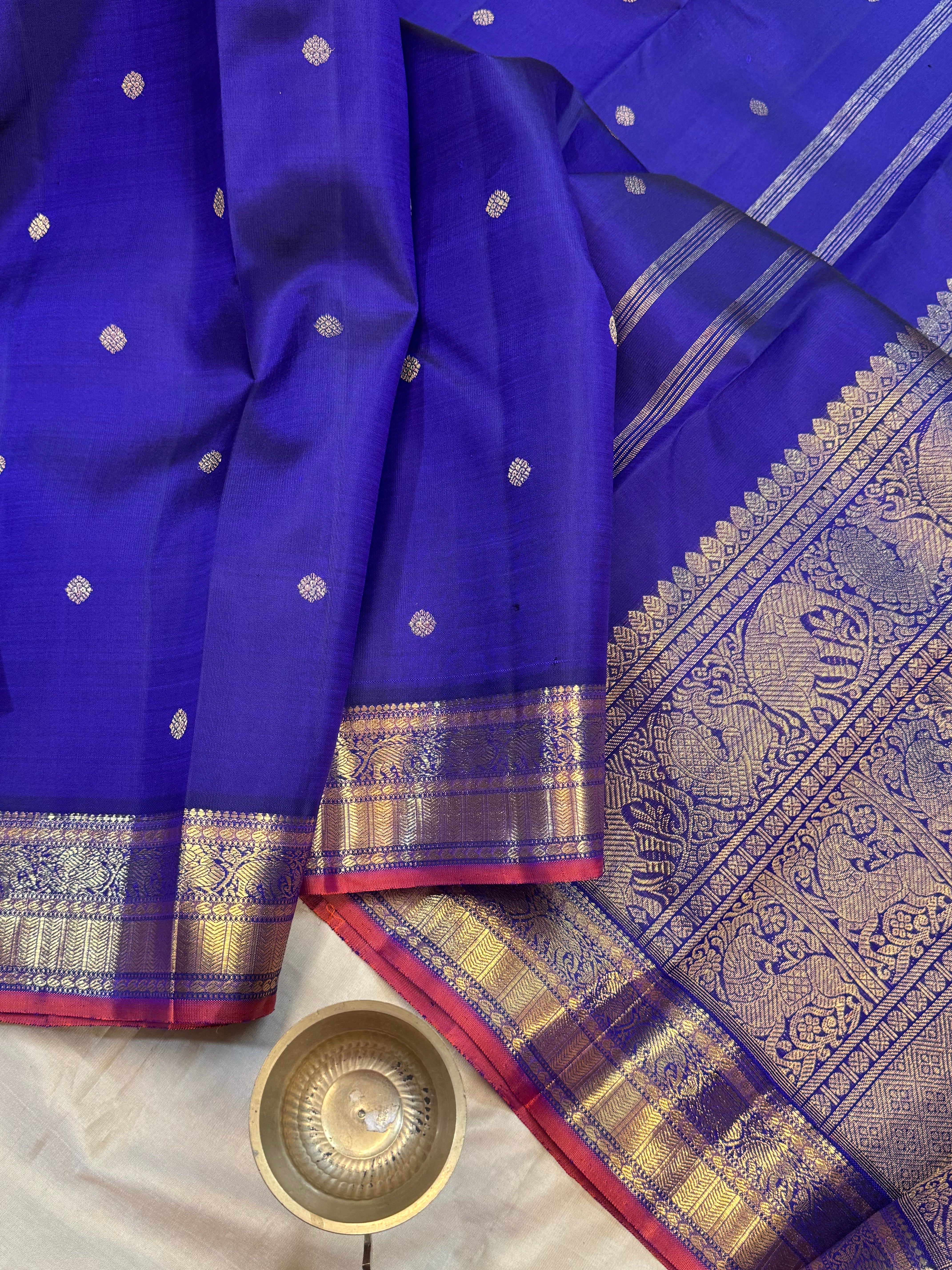 Swapnam : purplish blue annam yaanai pet / kanjipuram silk