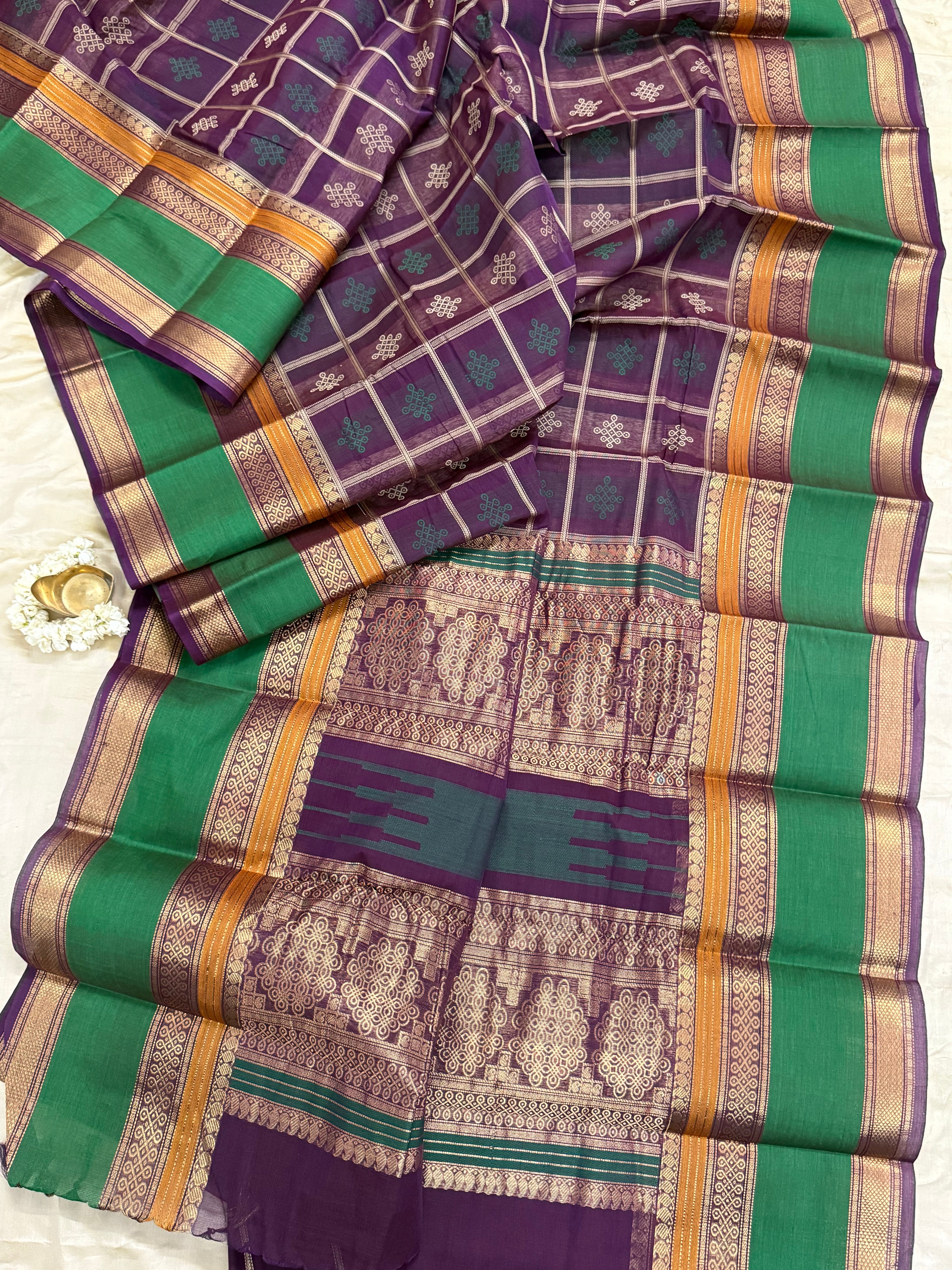 Purple kattam kolam butta / Kanchi Cotton