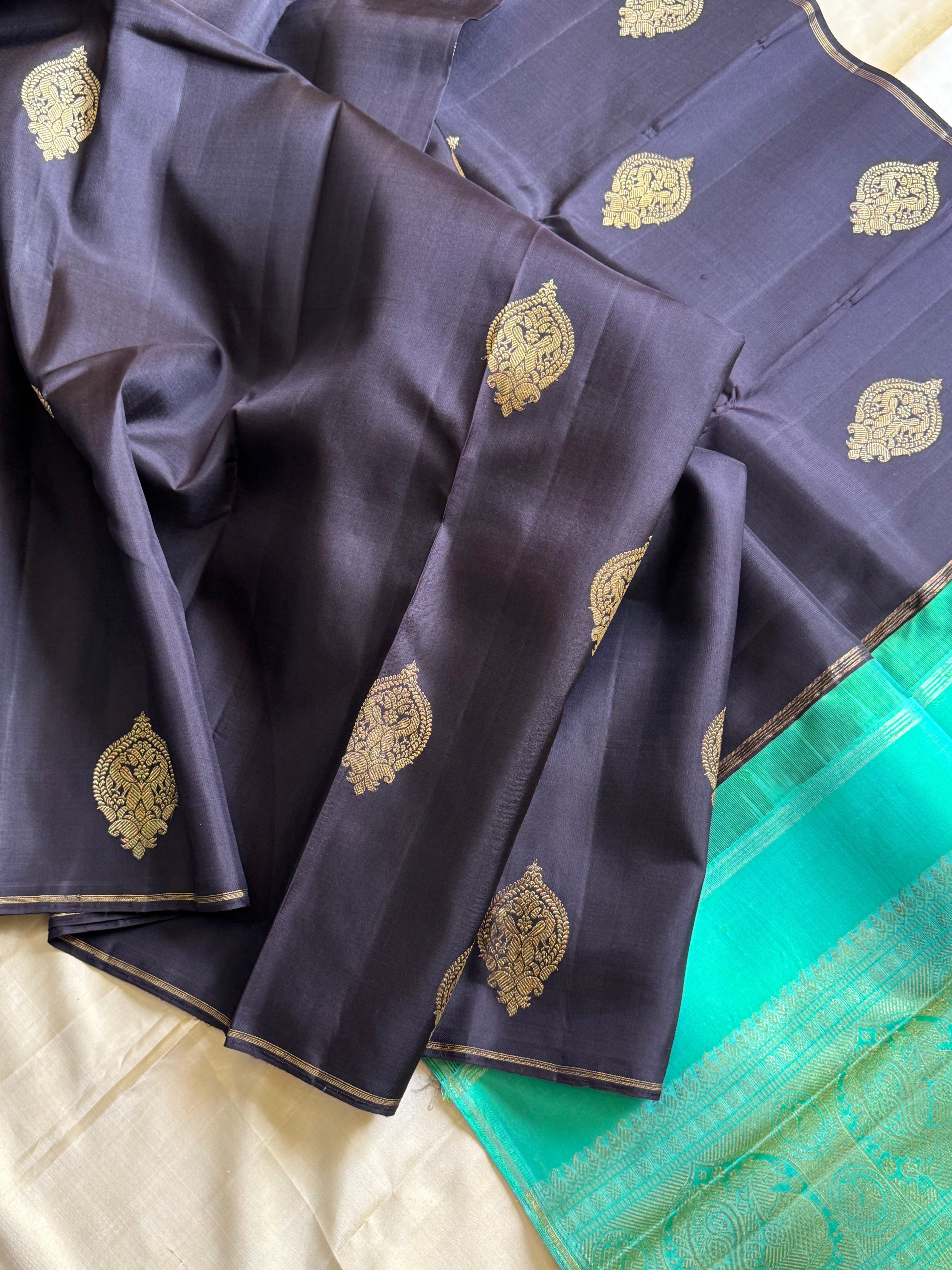 Black Butta kanjipuram silk