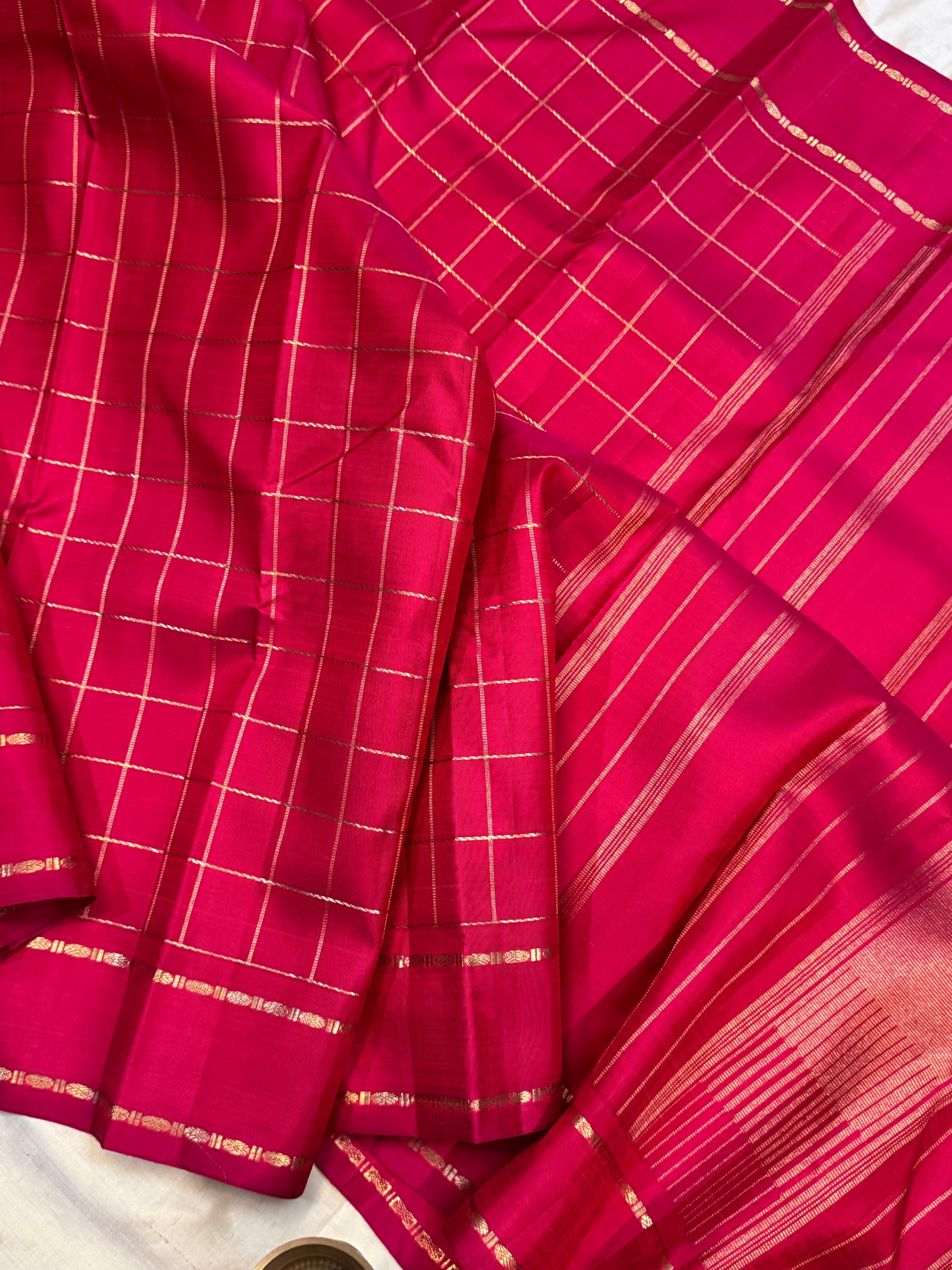 Swapnam : reddish pink zari kattam / kanjipuram silk
