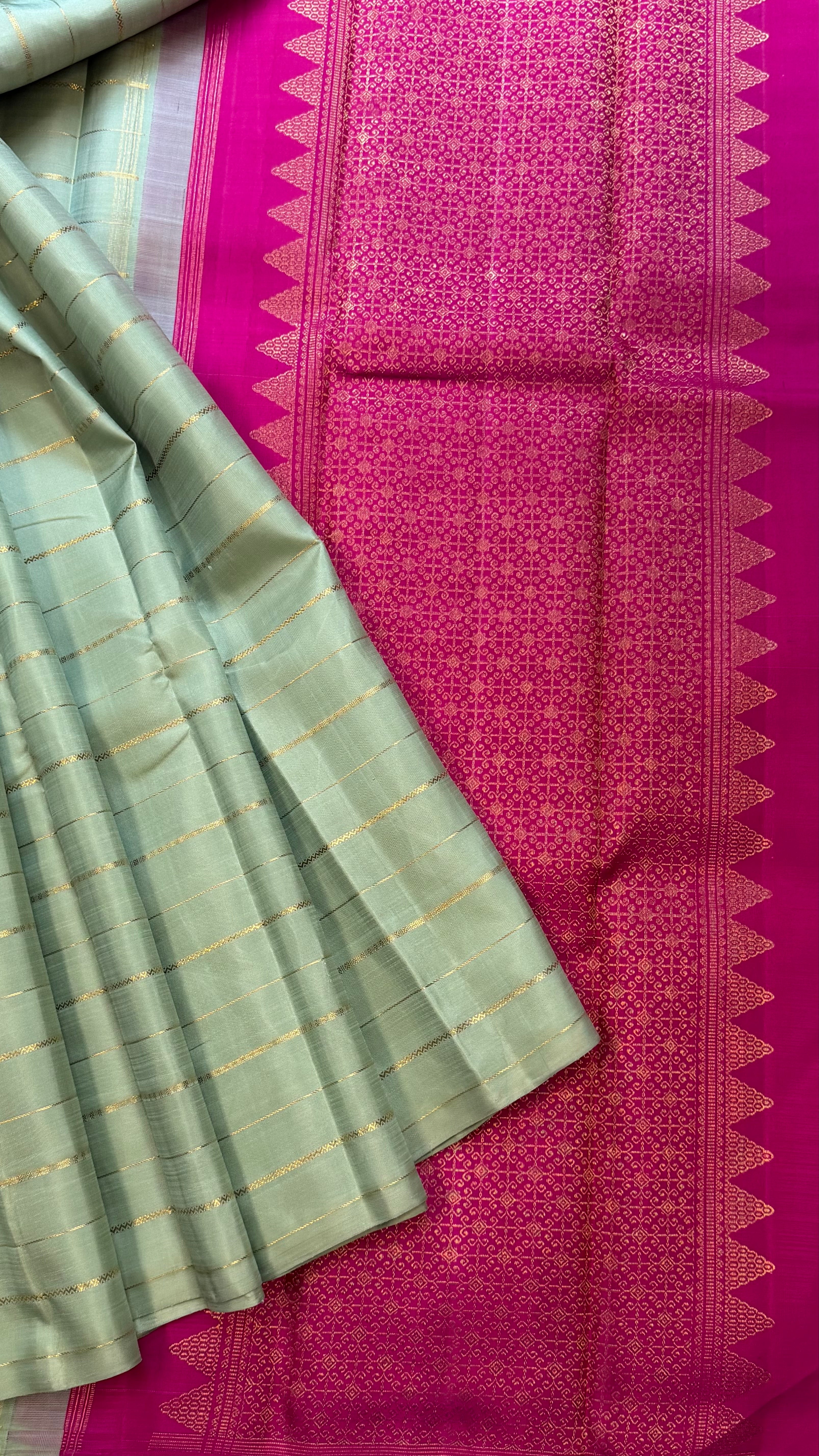 Elakai green veldhari / Kanjipuram silk