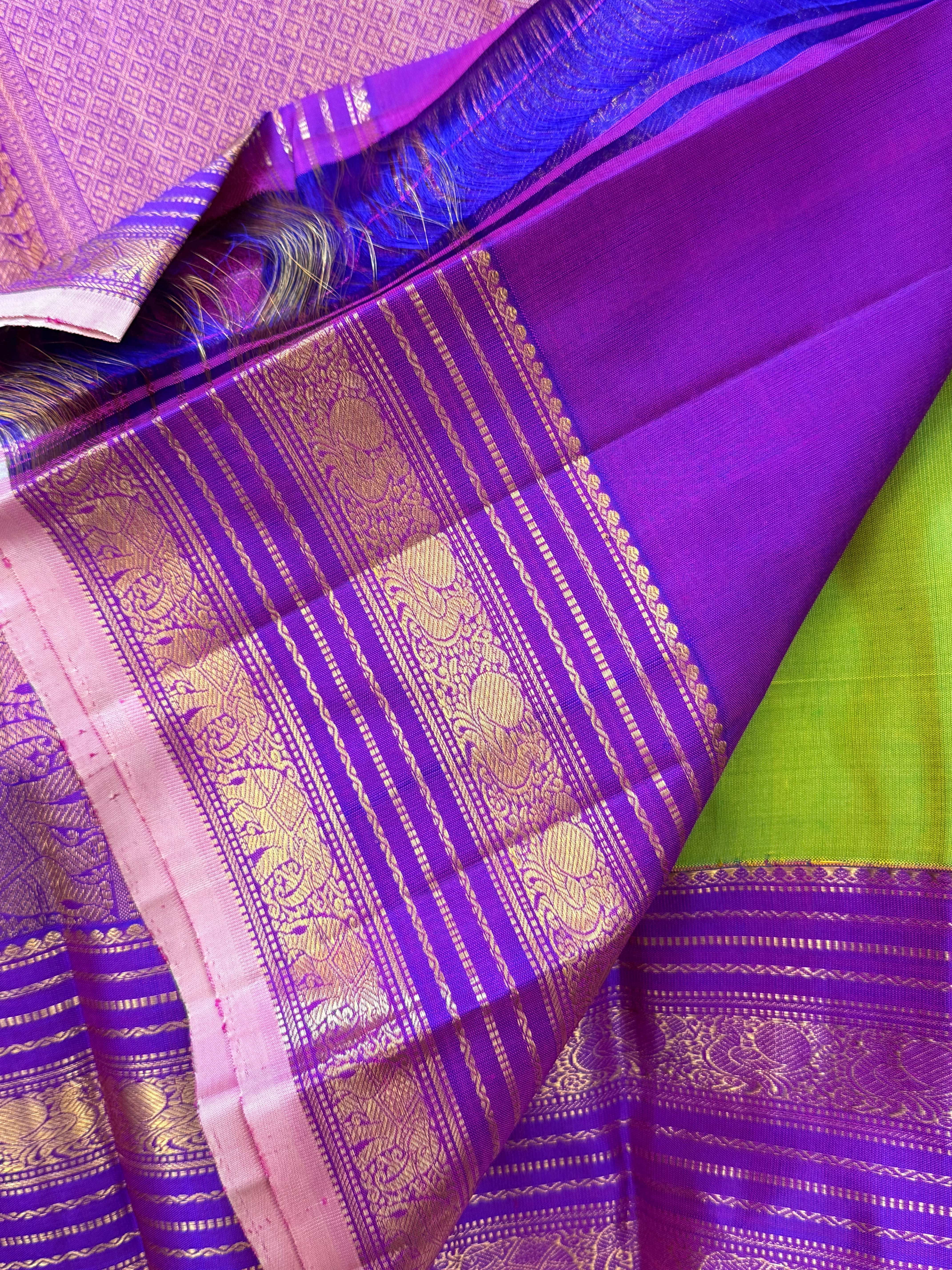 Parrot green body and Majenta border / Arani Silk Saree CLSA10530