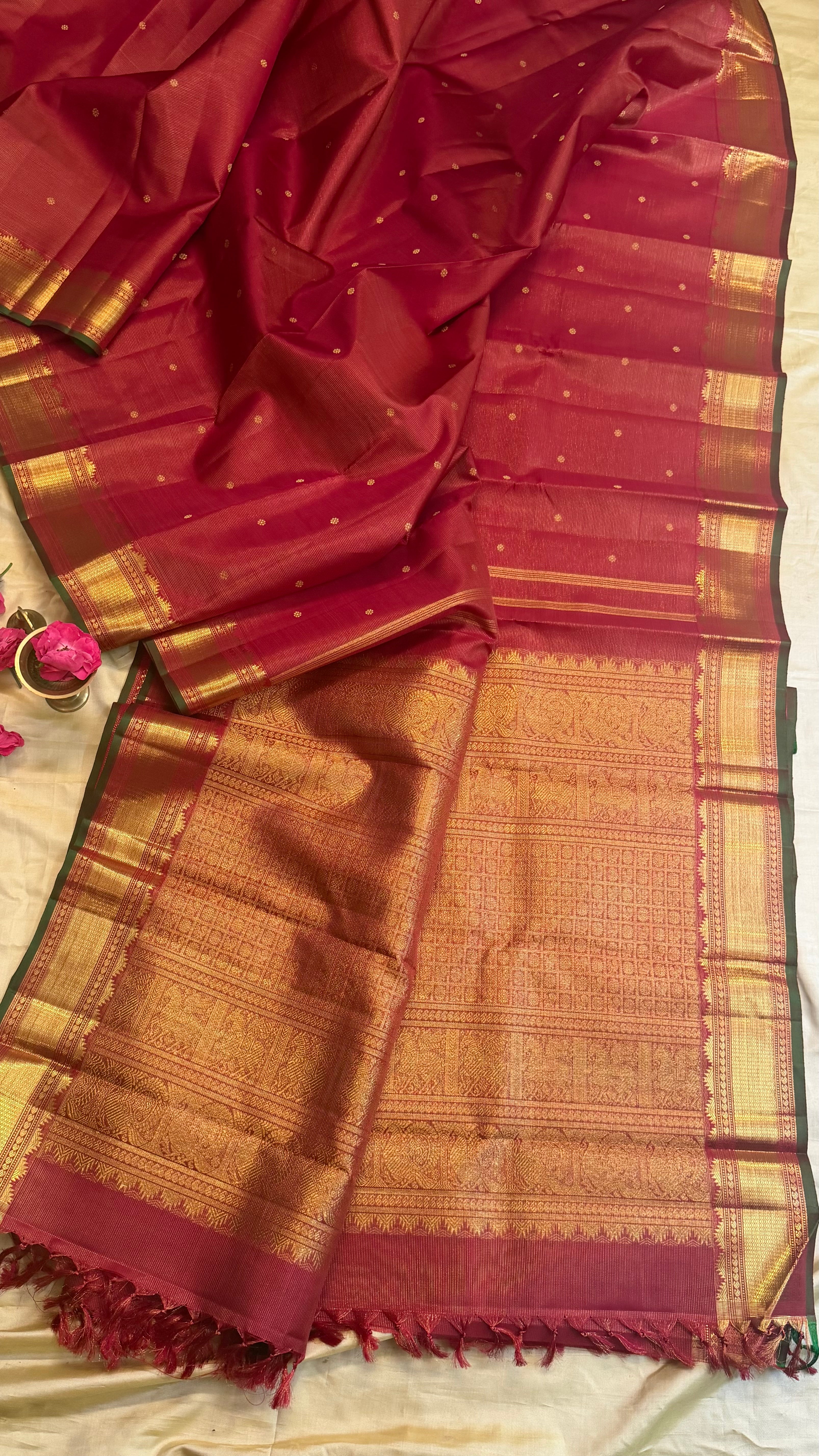 Araku Vairaoosi / Kanjipuram silk