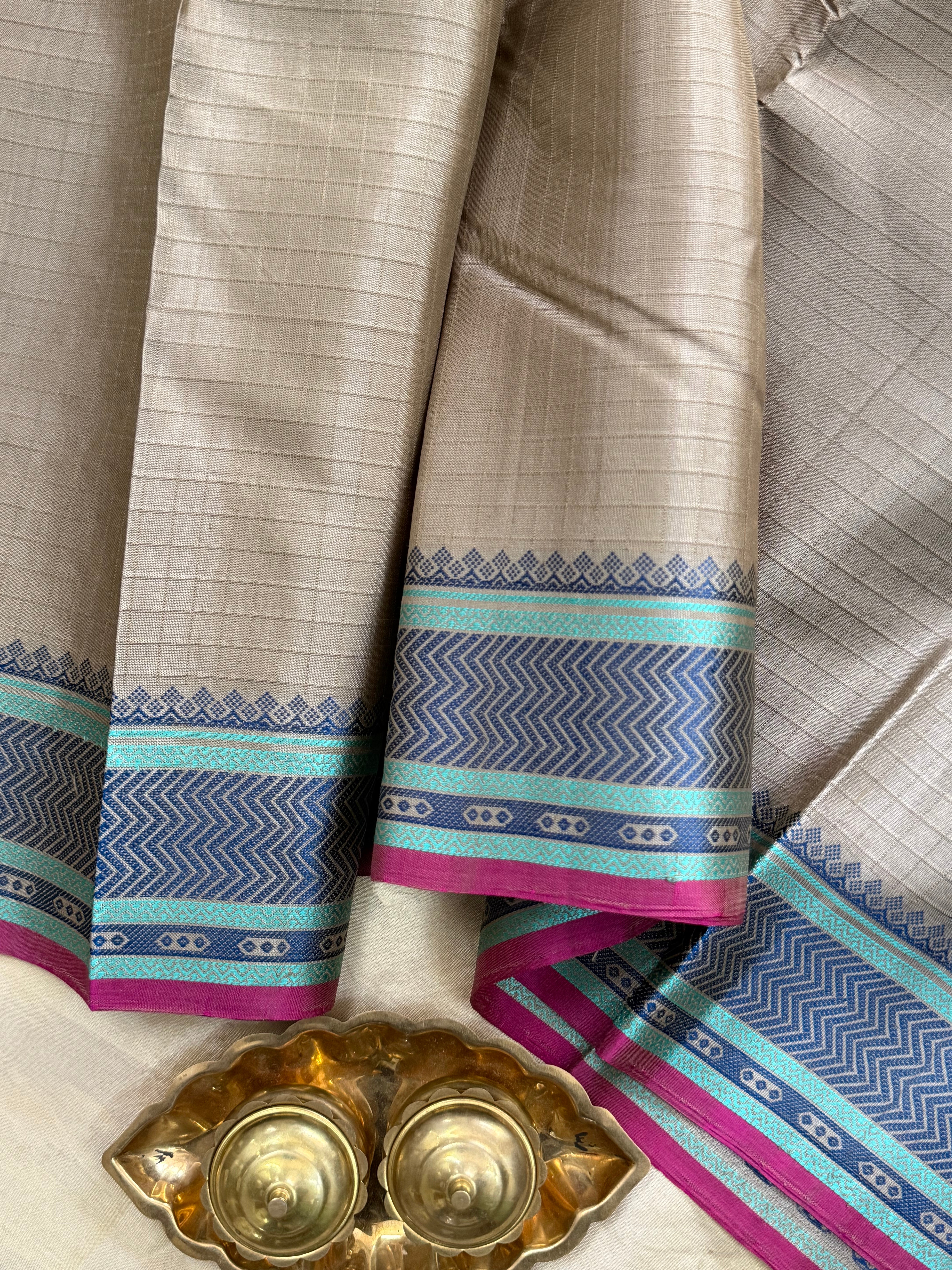Grey and blue kattam / Varnangal Soft Silk CL4109