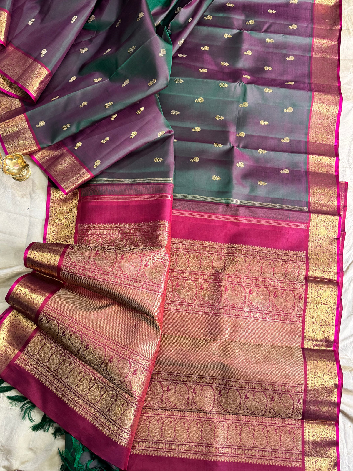 Manthulir body with maroon border pure zari kanjipuram silk saree clsa 11762