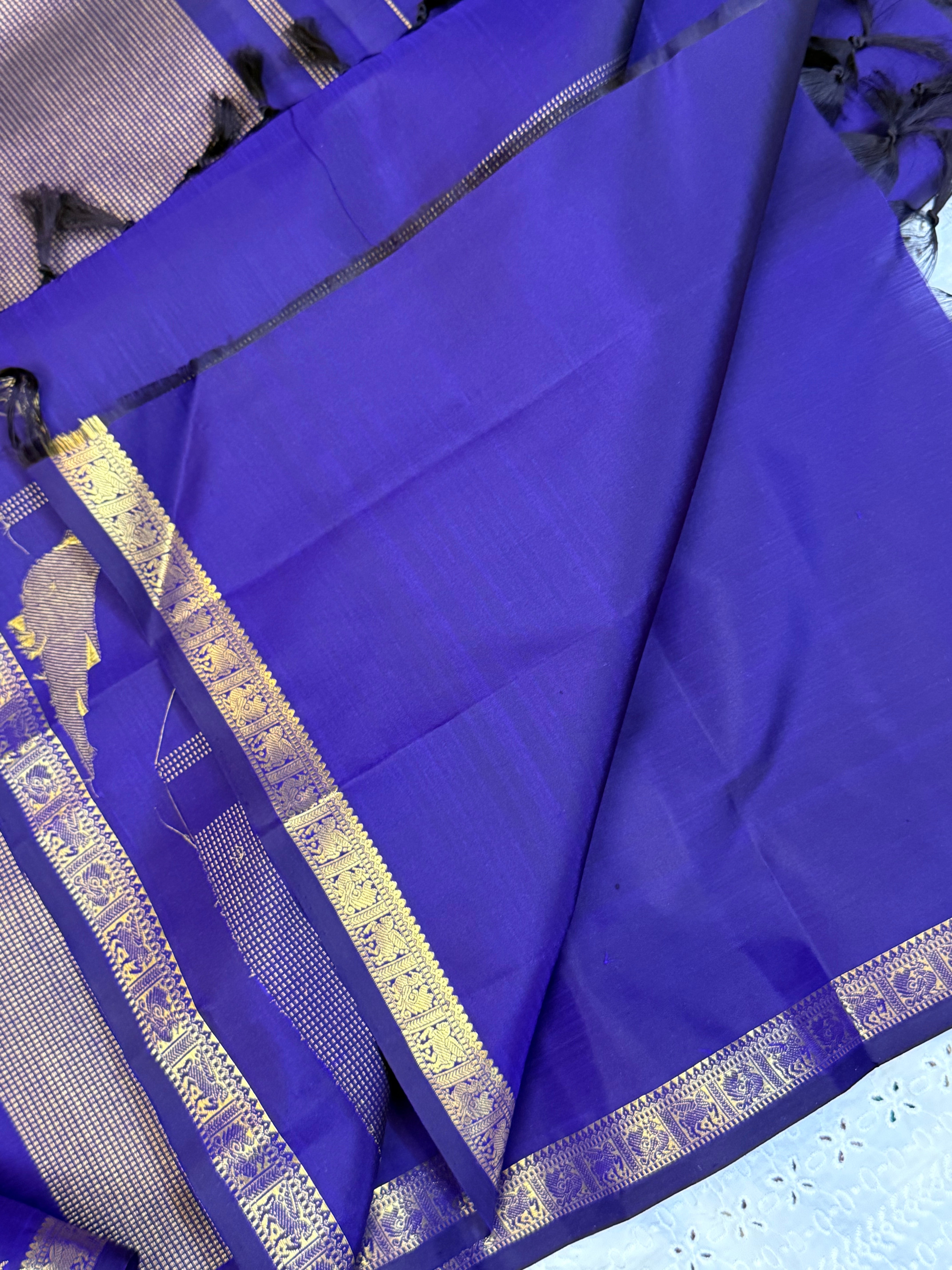 Deep purple kili Butta in border / kanjipuram silk saree CLSA10487