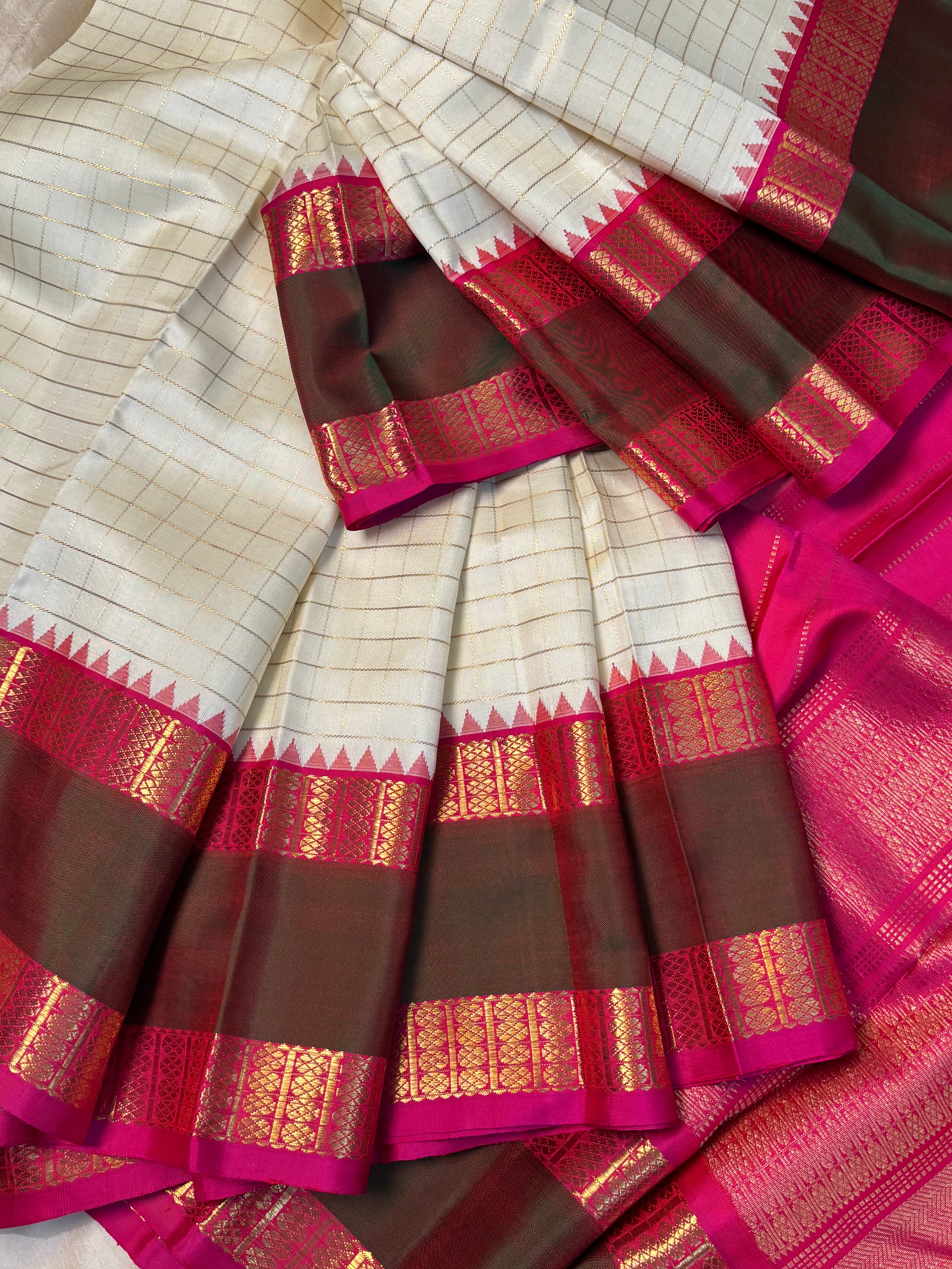 White Kattam Korvai / Kanjipuram silk