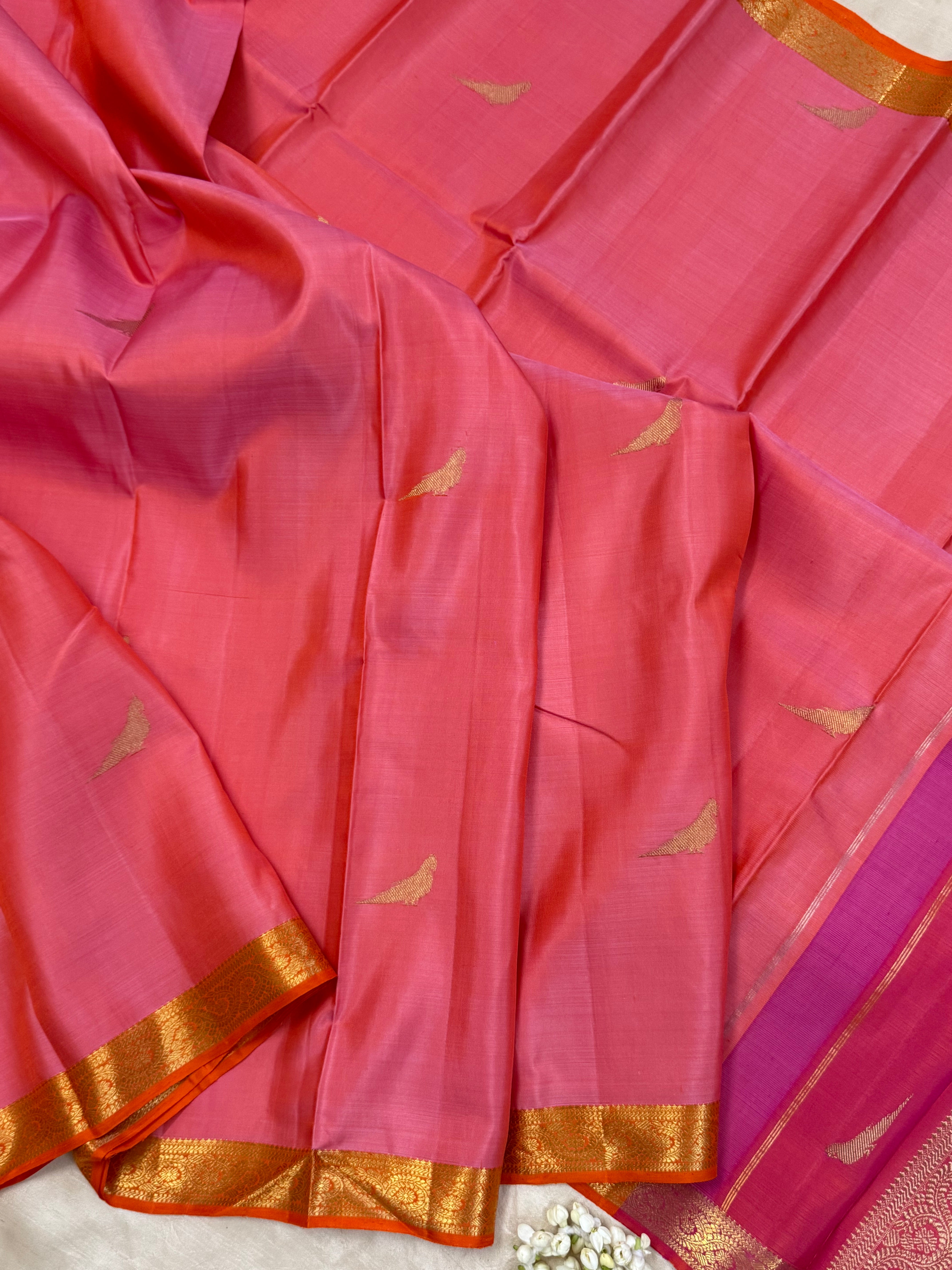 Peachish pink killi butta small border/ Kanjipuram silk