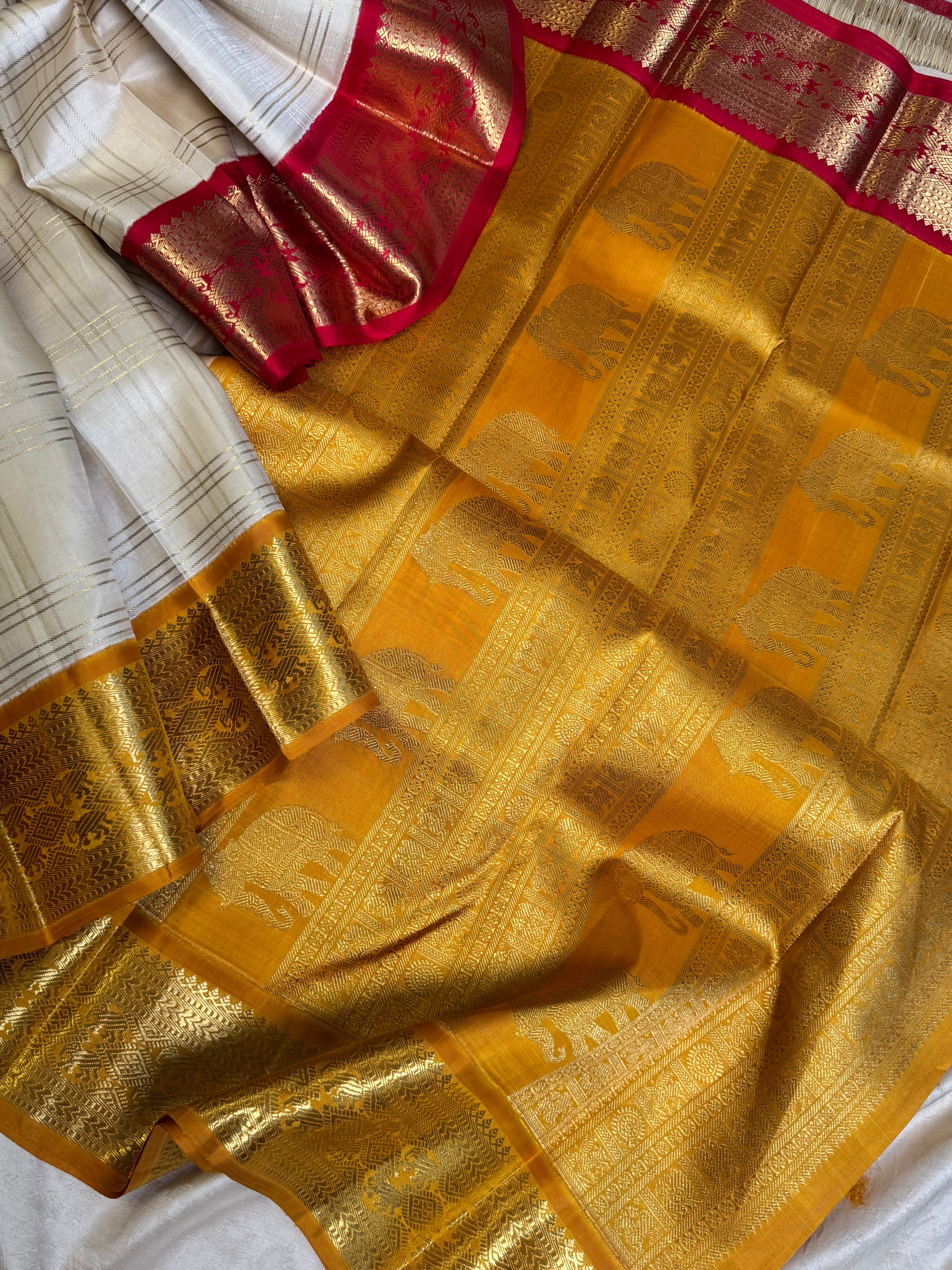 Off white Zari Kattam Ganga Jamuna / Kanjipuram silk