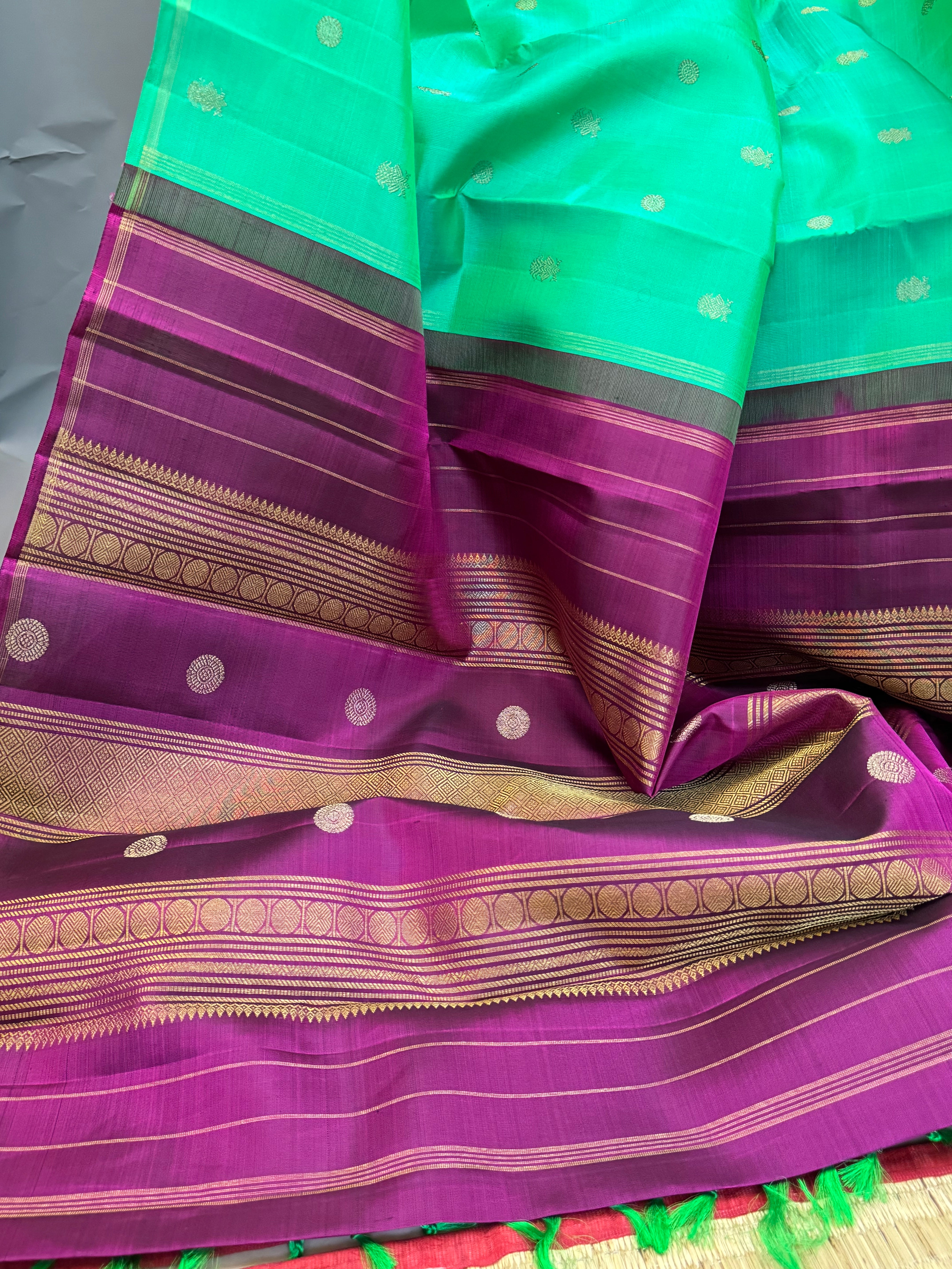 Sea green Butta borderless pure kanjipuram silk saree