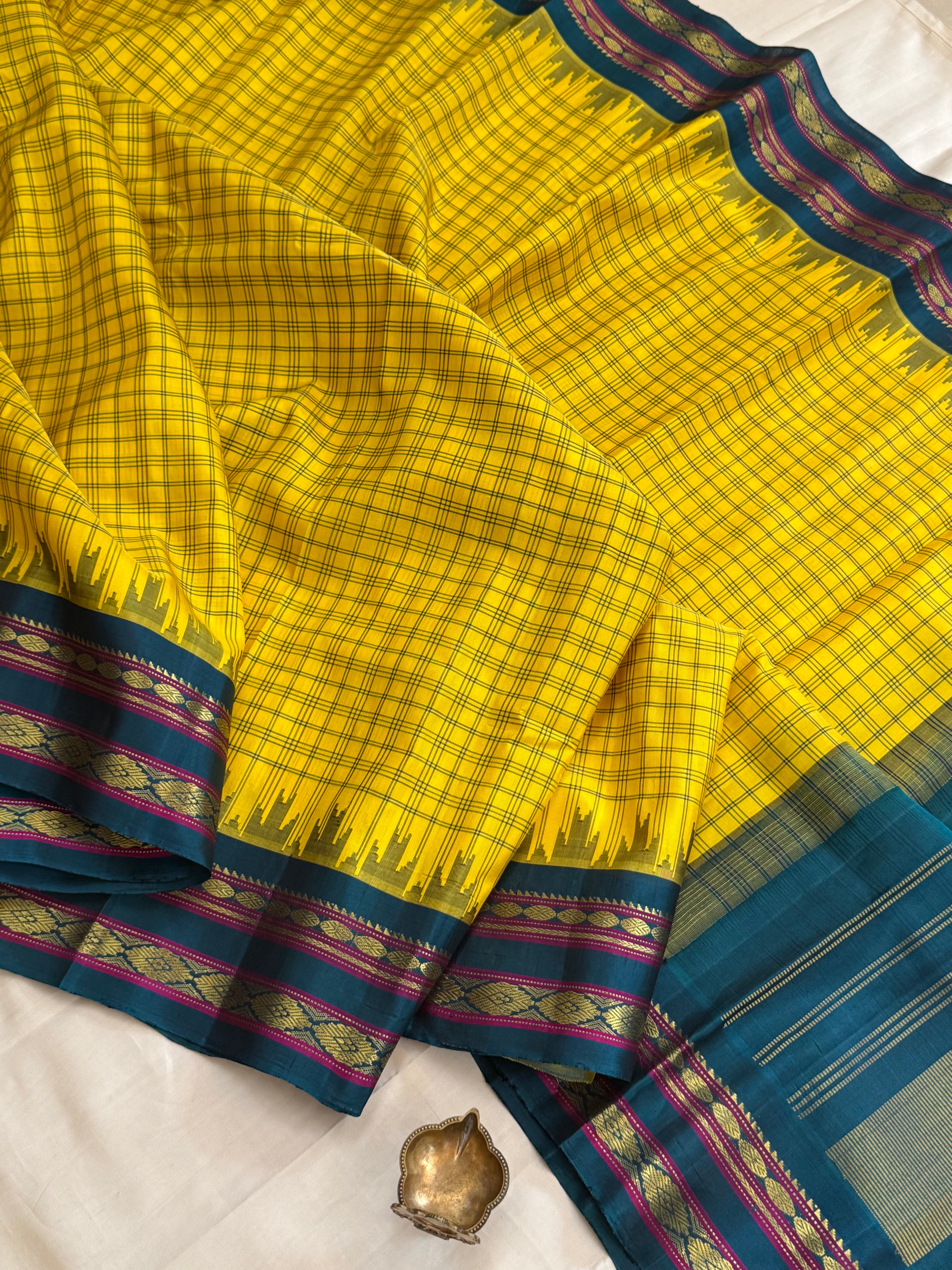Lemon yellow body checks with teal blue border/ Gadwal silk CLSA11289