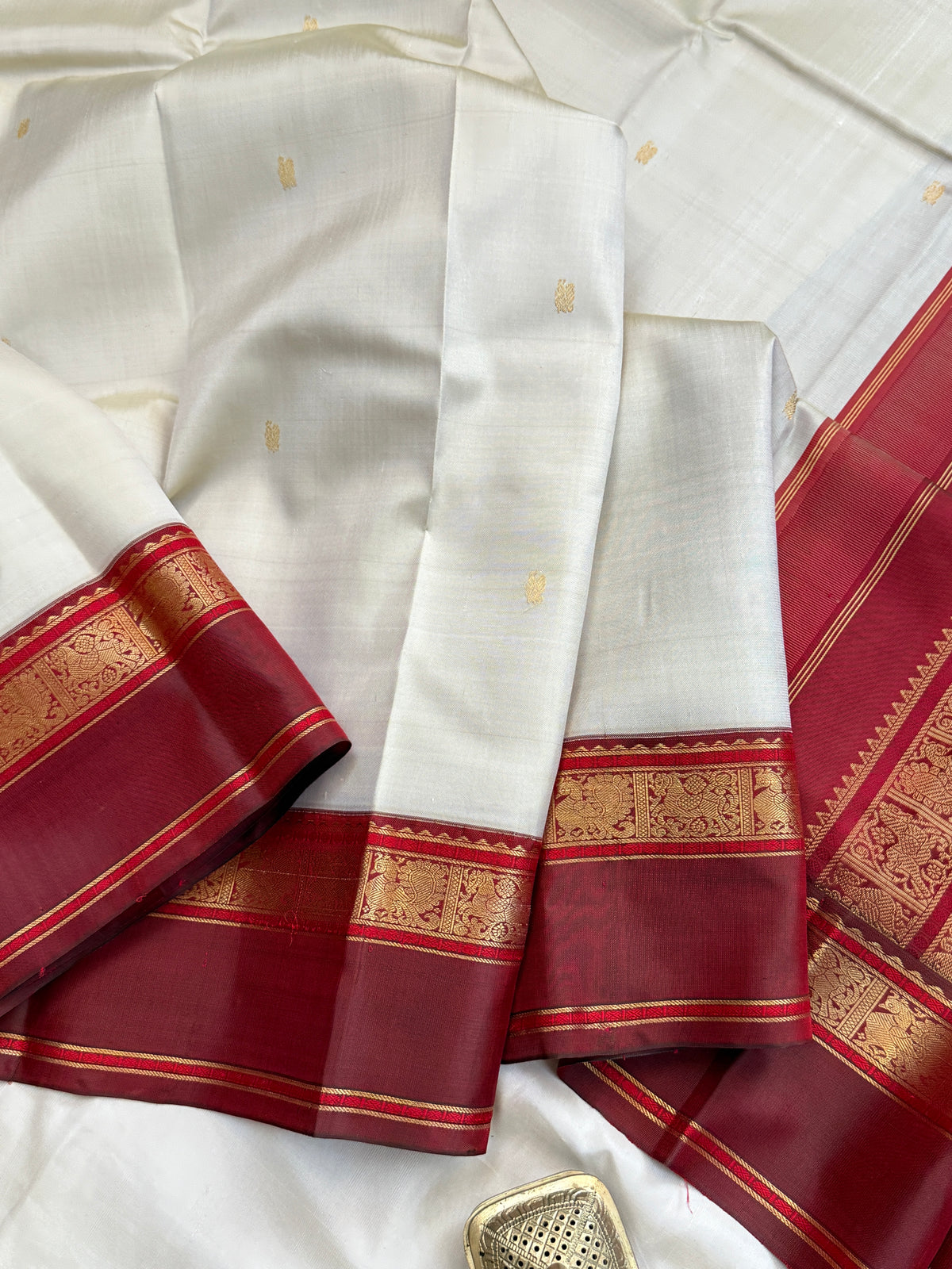 Special edition ivory with Korvai Zari Butta silk saree/clsa 12428