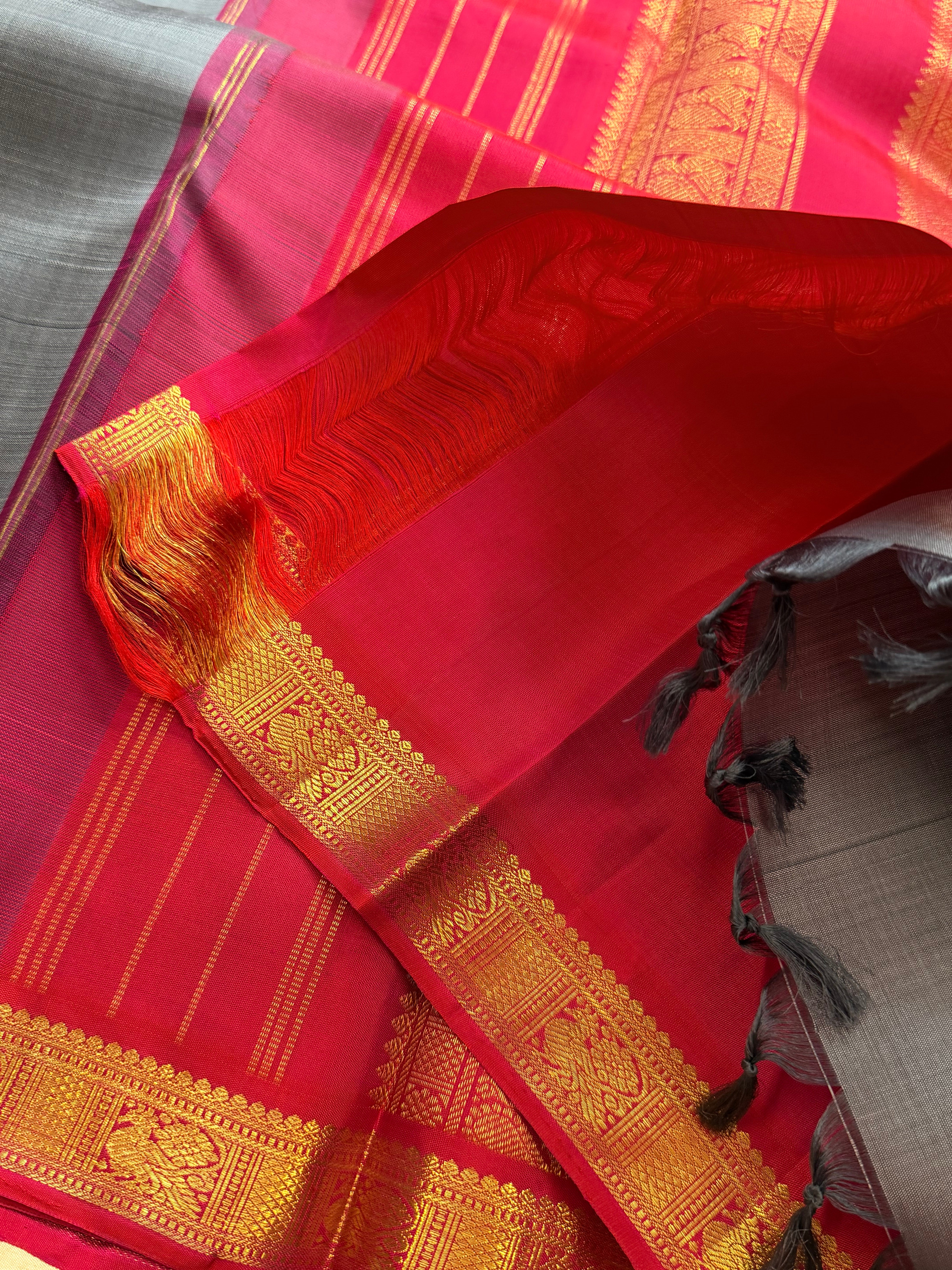 Grey Kai Korvai small border Kanjipuram silk