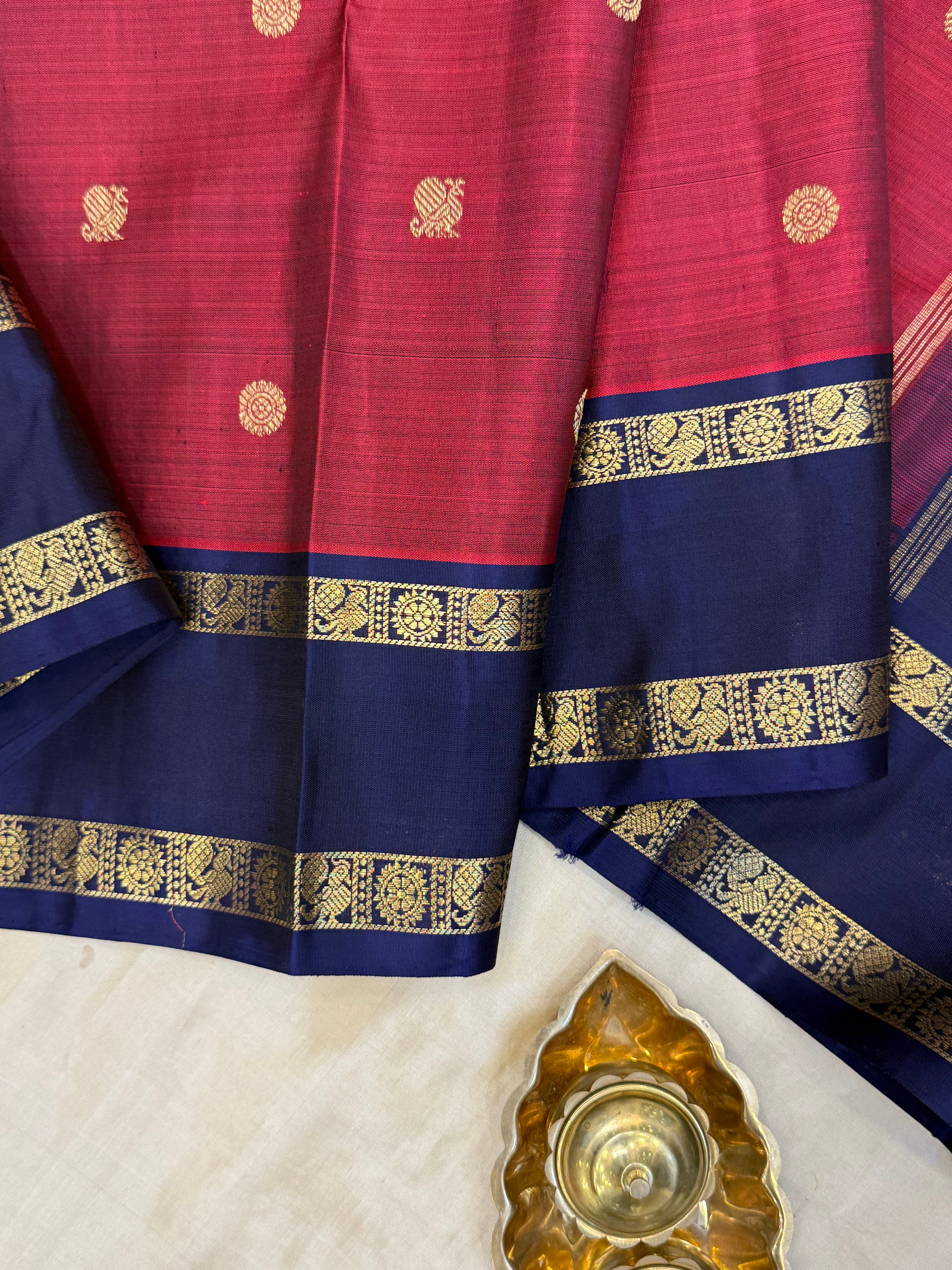 Kalyani : deep brick retta pet / kanjipuram silk
