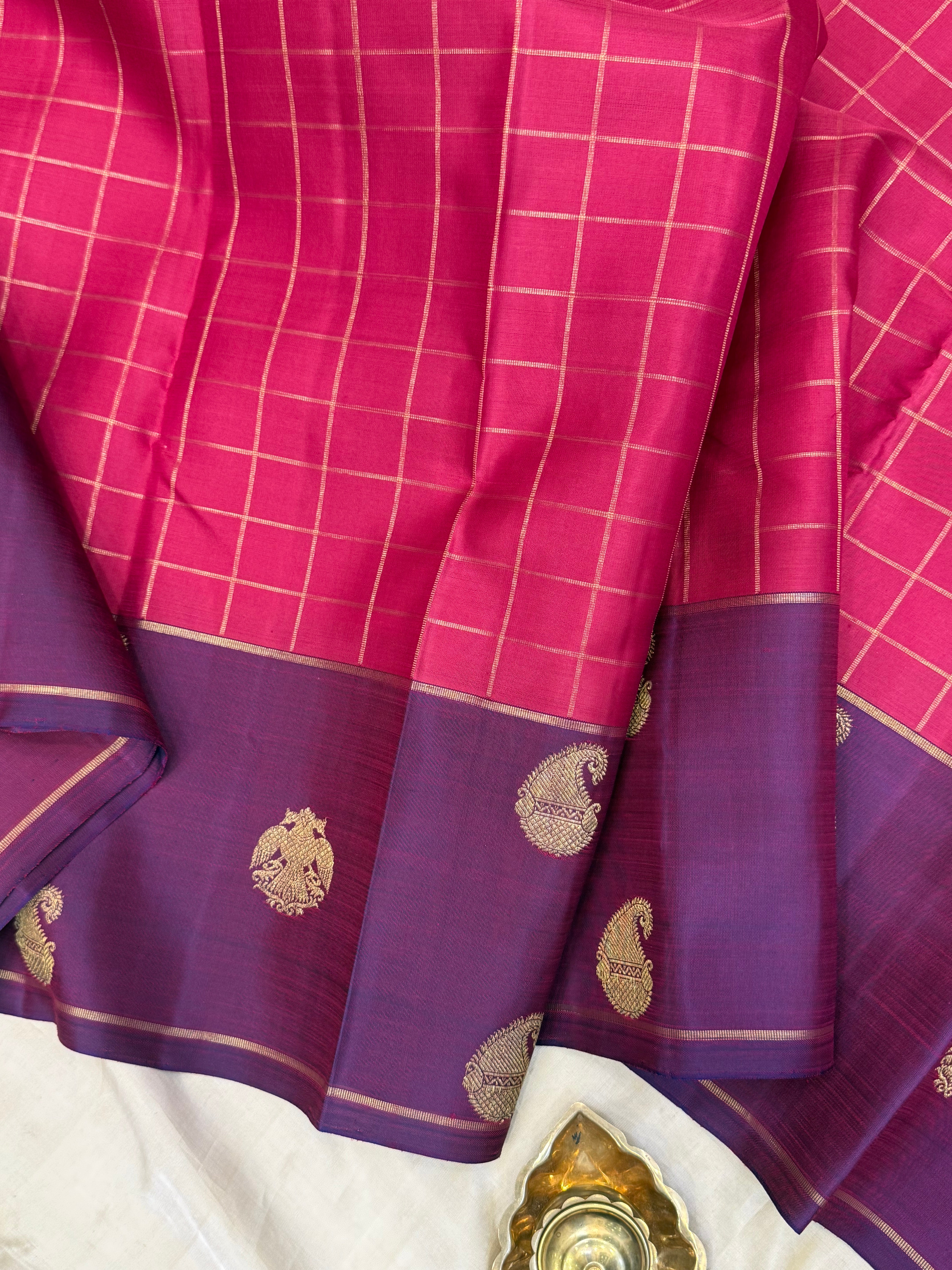 Kalyani: araku zari kattam blue border / kanjipuram silk