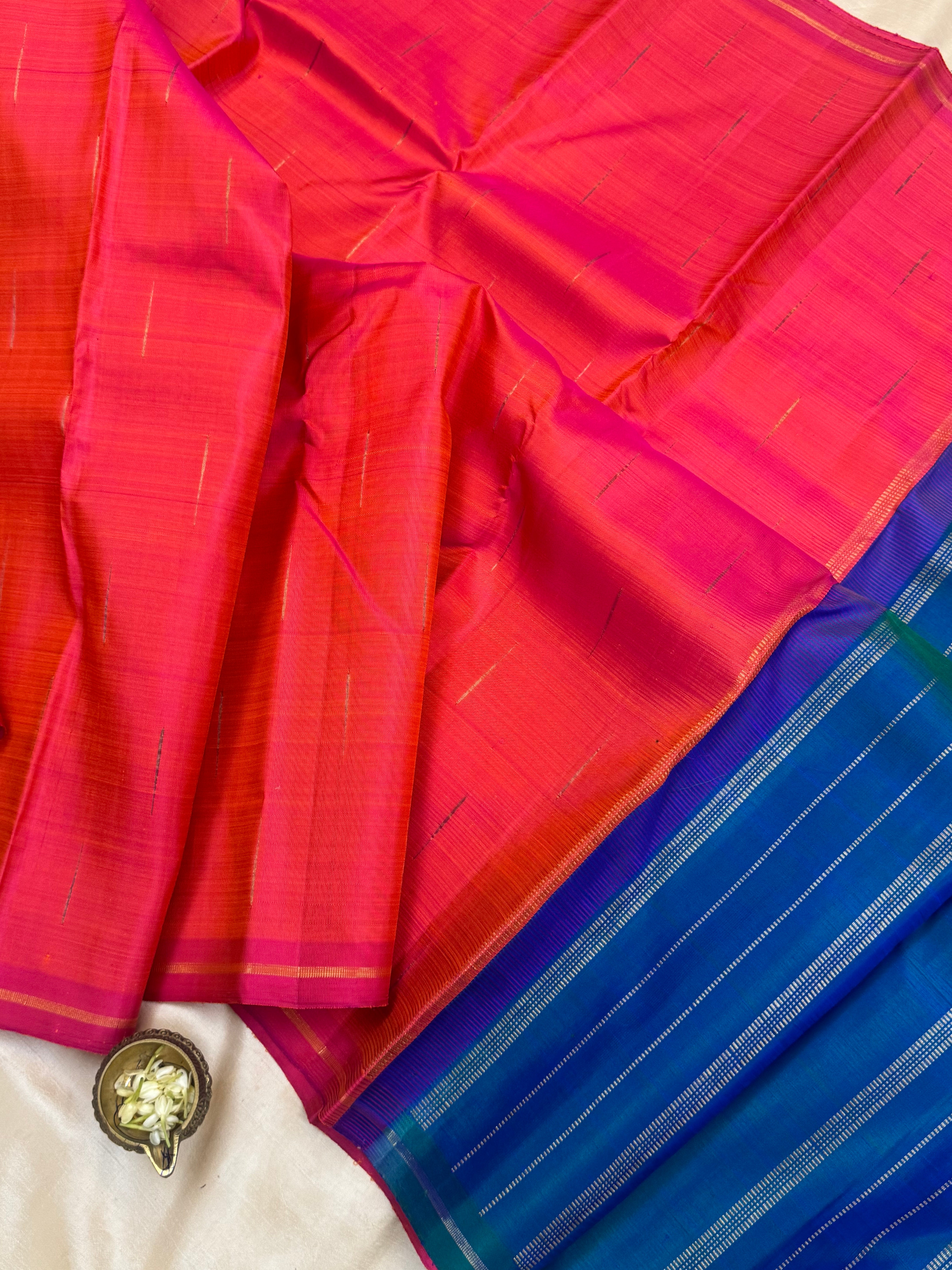 Malli moggu dual tone pink / Kanjipuram silk