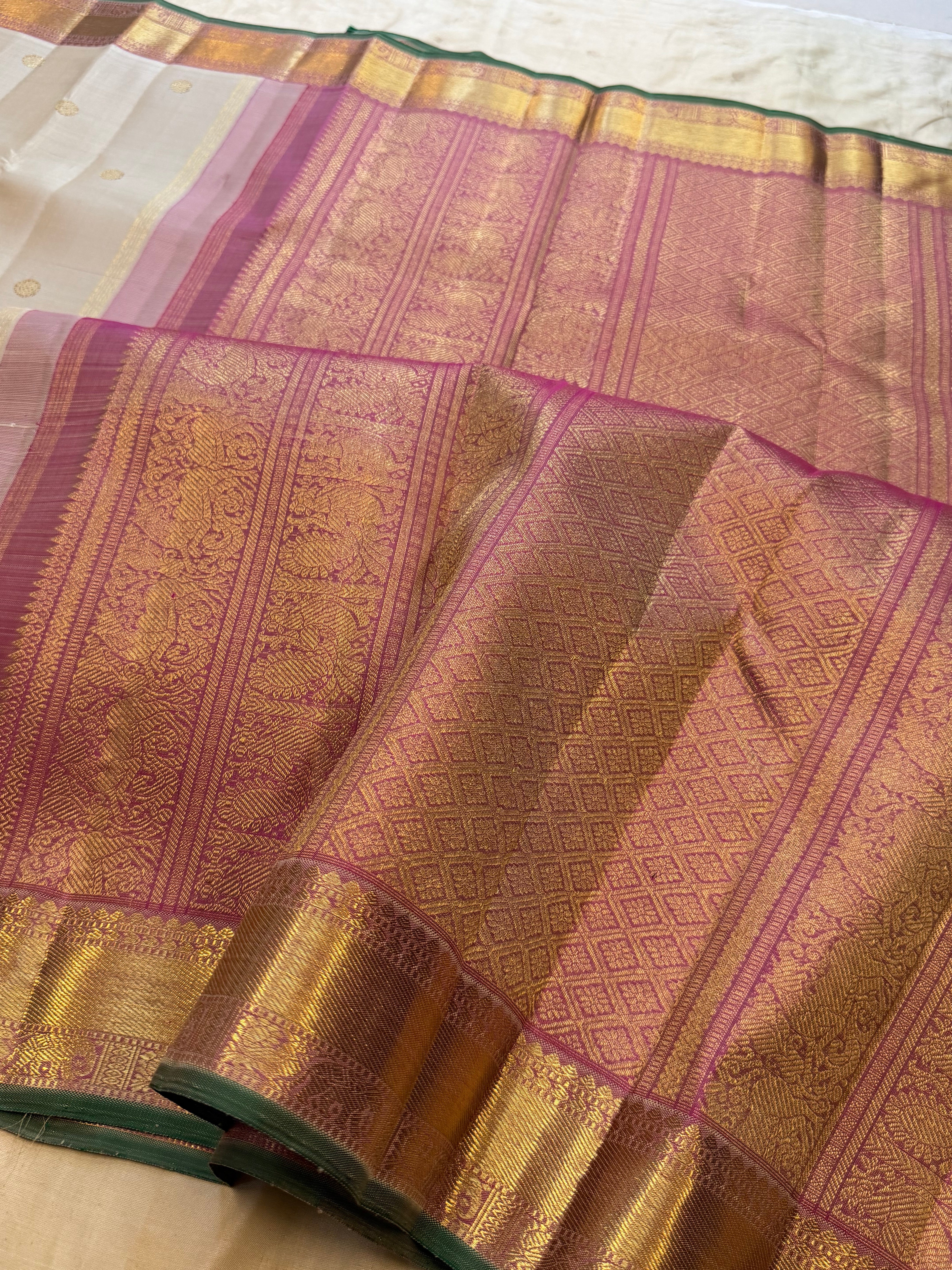 Moha : beige pink pure Zari Kanjipuram silk