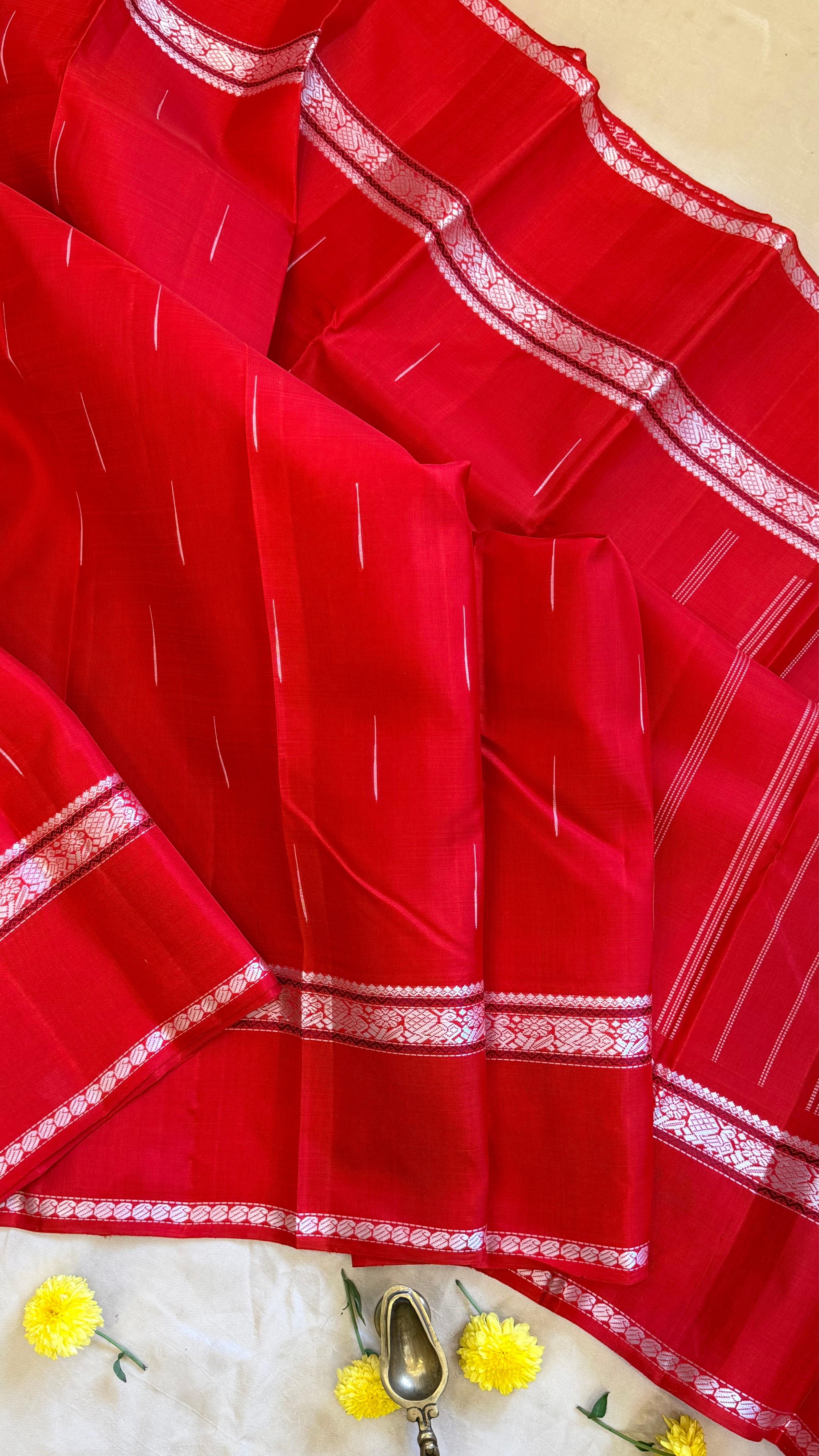 Cherry red malli moggu / Arani silk