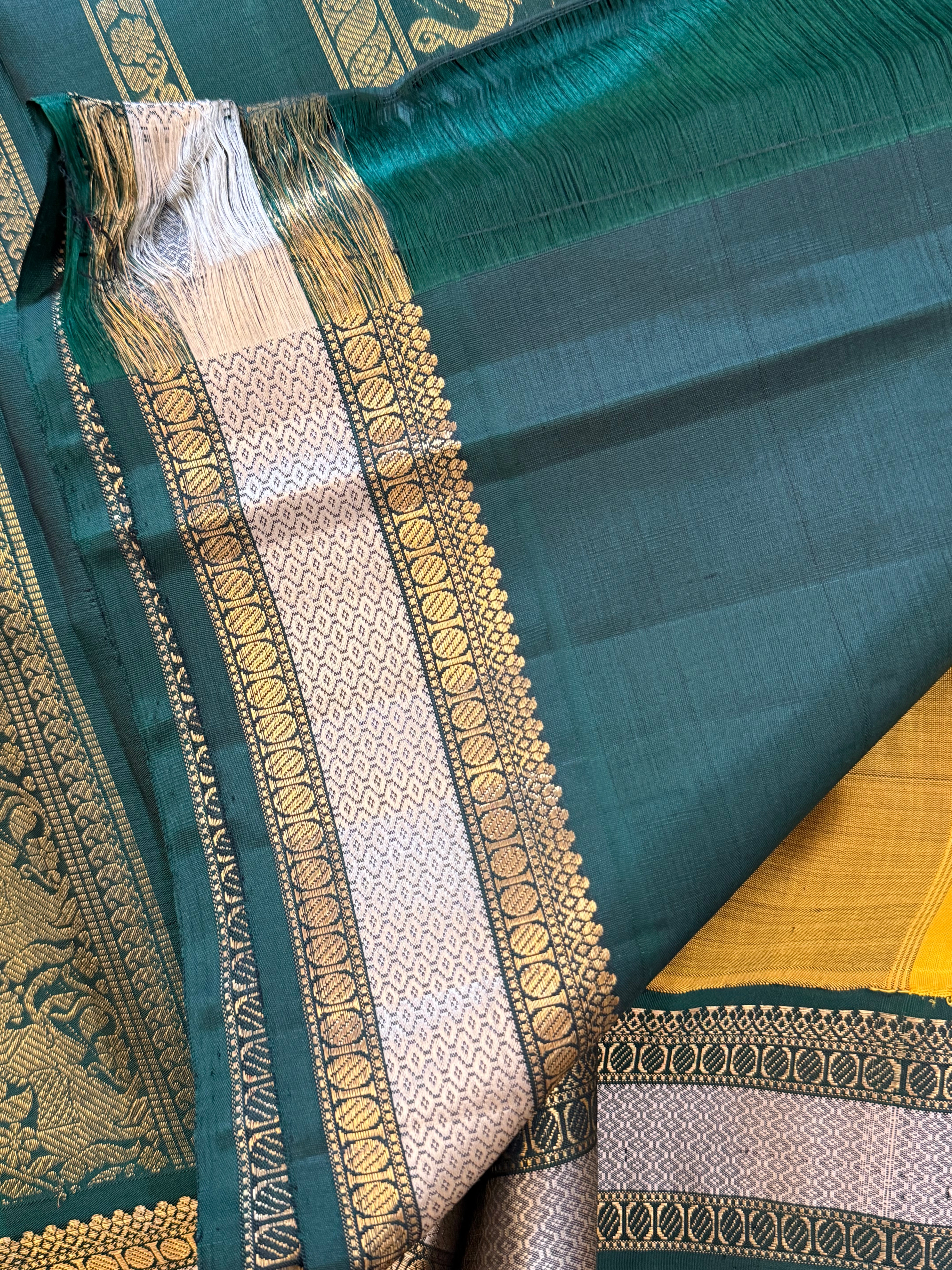 Yellow Korvai/ Kanjipuram silk