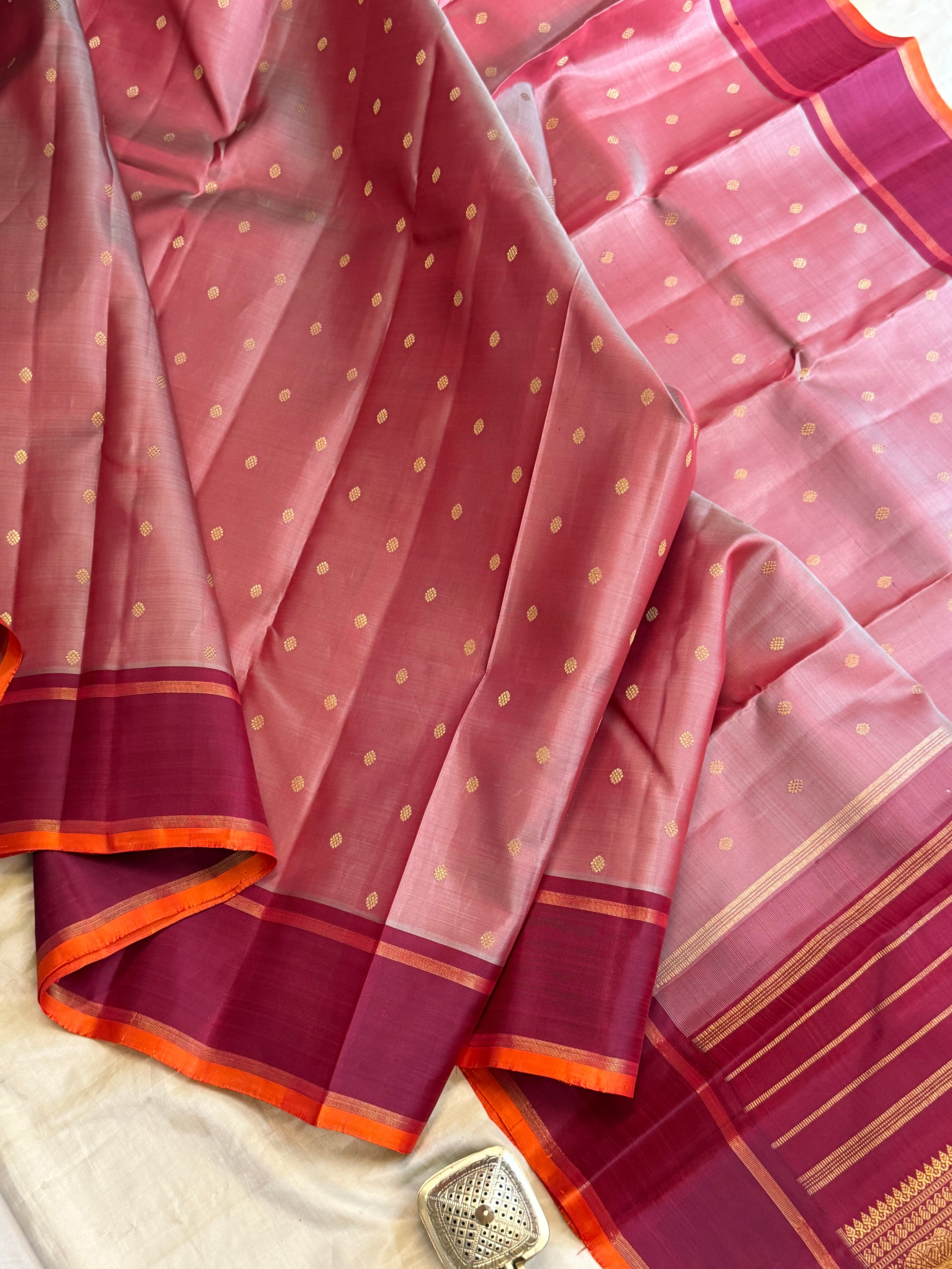 Permam : Chikoo color Thodar Butta / Kanjipuram silk CL9145