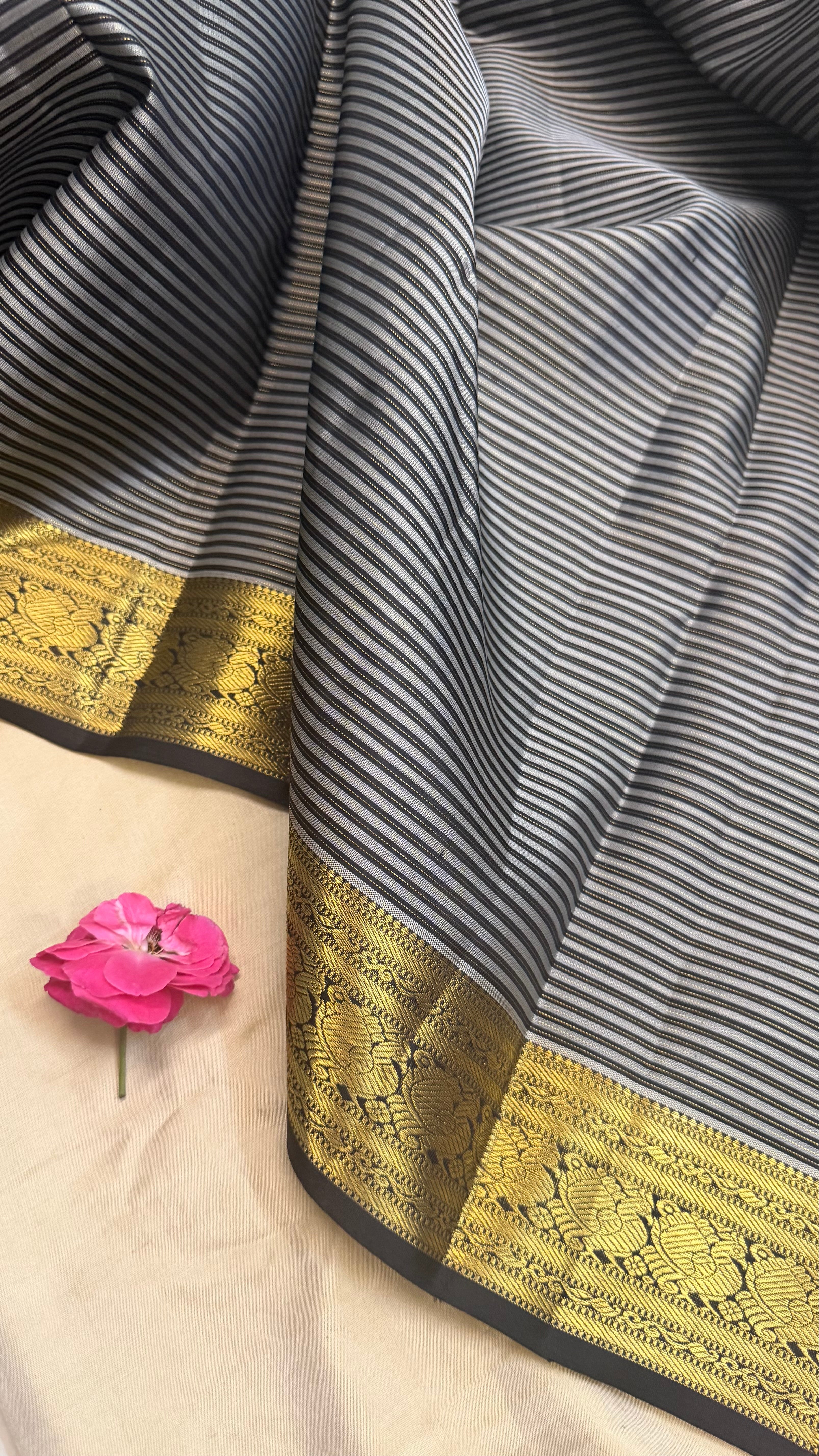 Vaalapoo savuku Vairaoosi / Kanjipuram silk