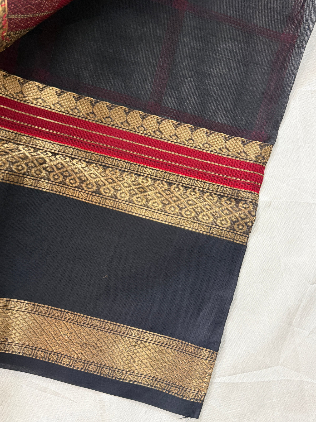 Black Kolam Butta / silk cotton clsa 10264