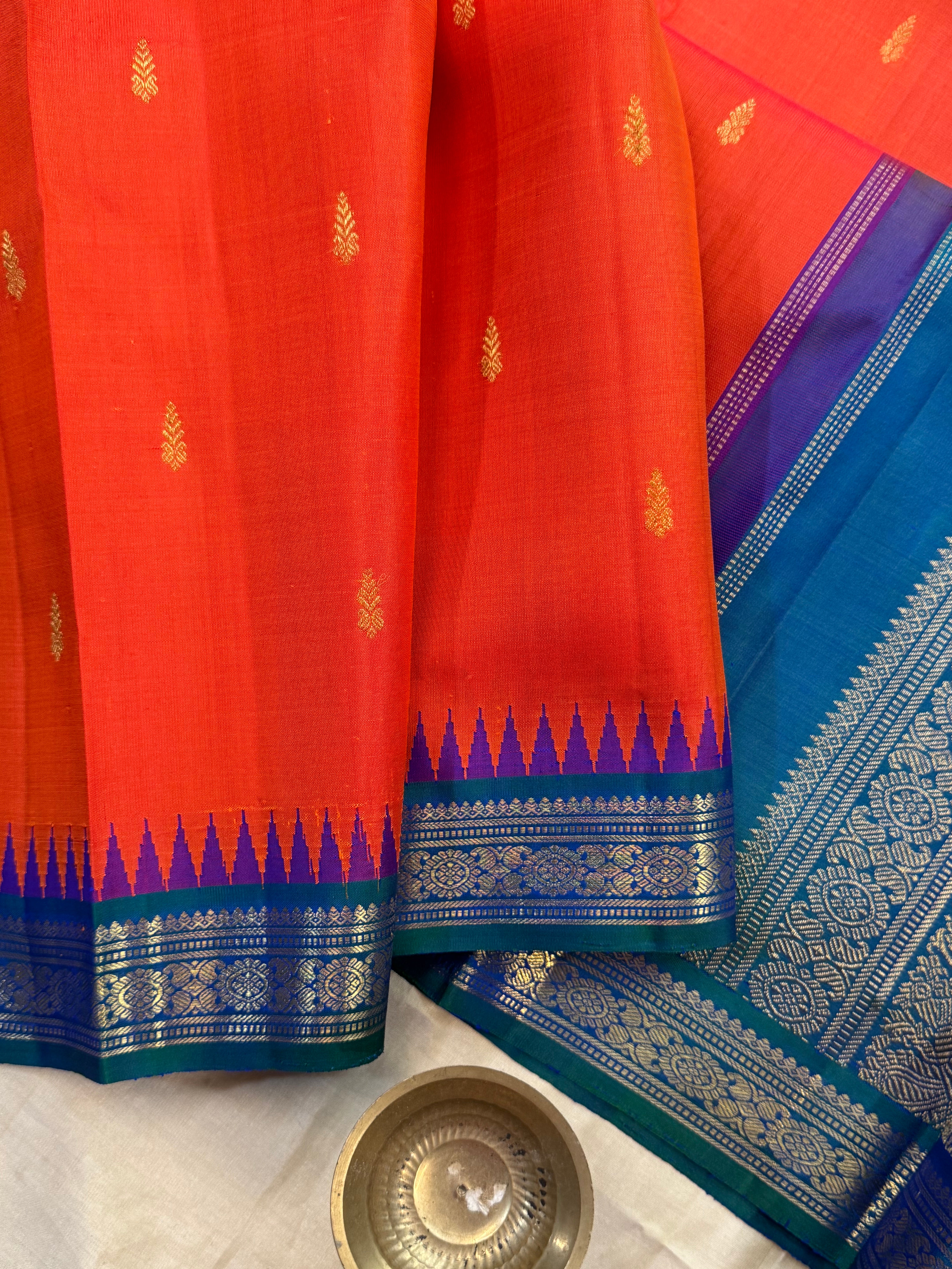 Rust orange Korvai / Kanjipuram silk
