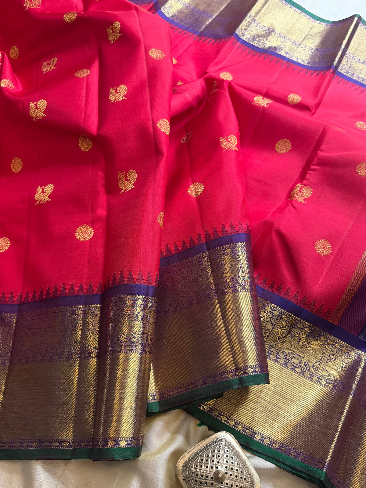 Red with blue Kai Korvai pure Kanjipuram silk