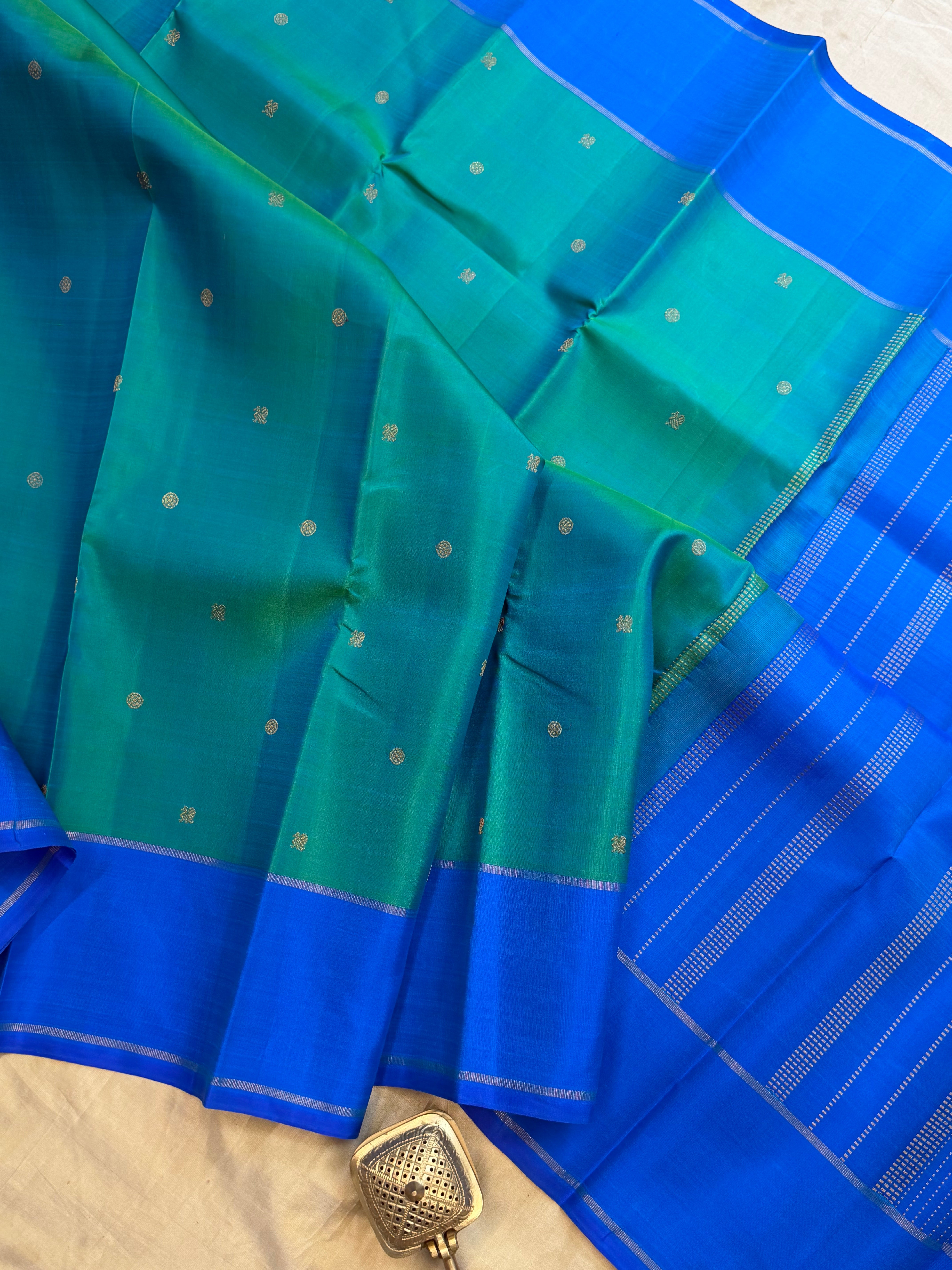 Permam : sea blue Annam Butta / Kanjipuram silk CL6681